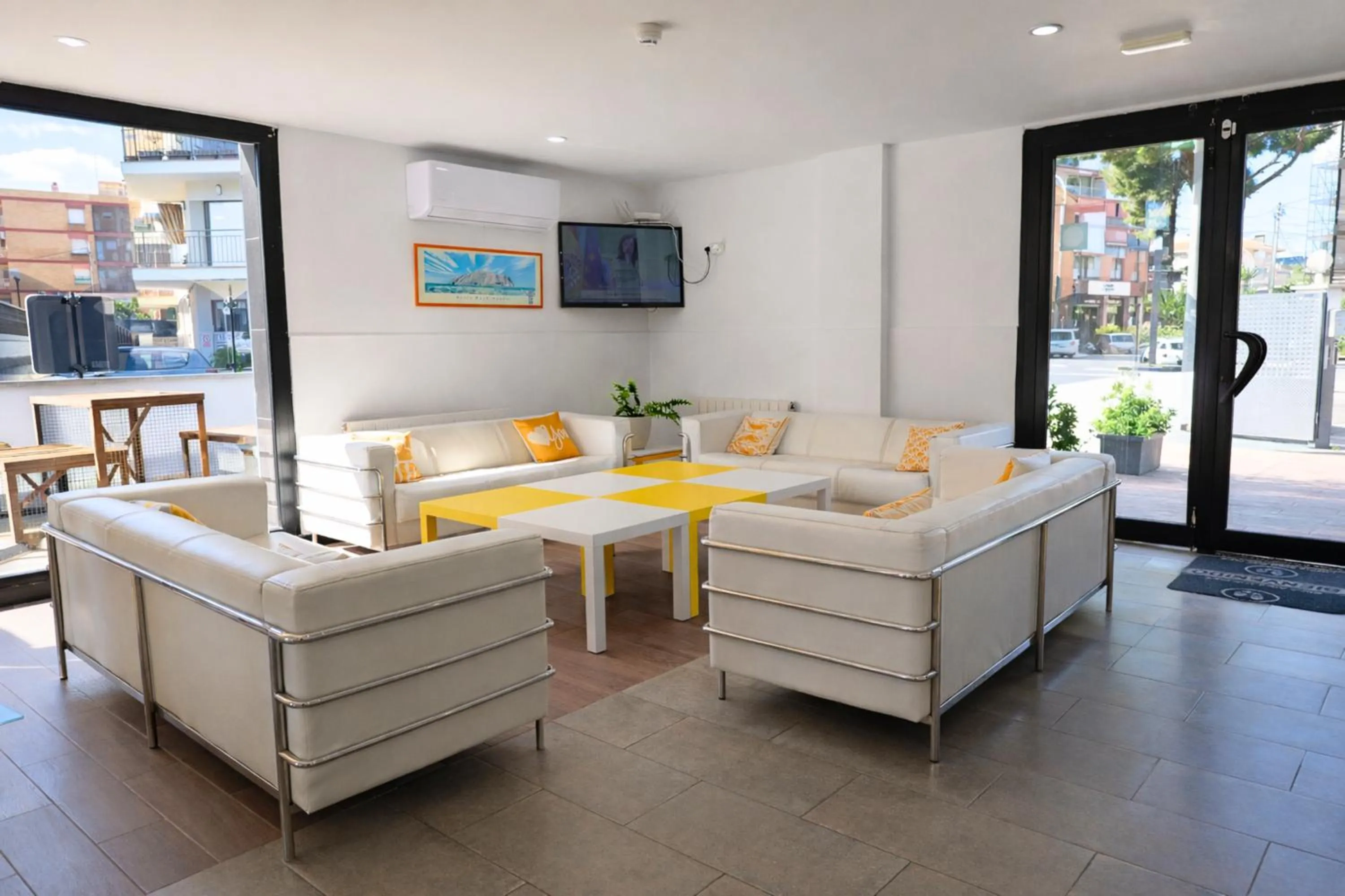 Living room in Adia Hotel Cunit Playa