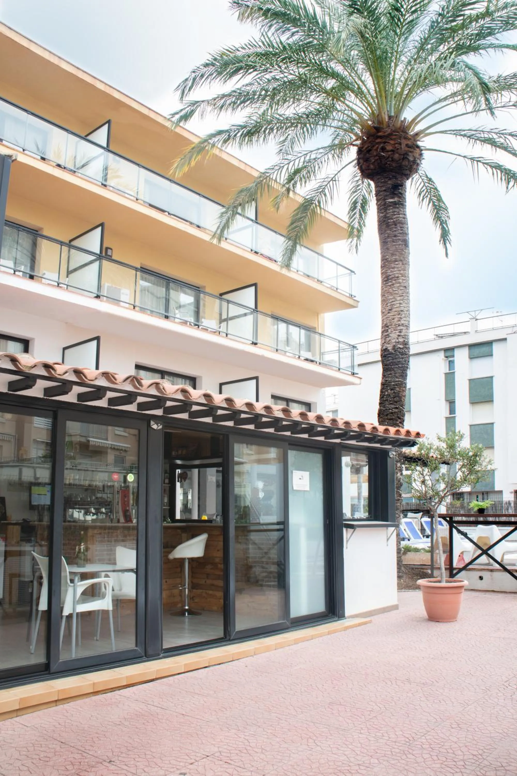 Patio in Adia Hotel Cunit Playa