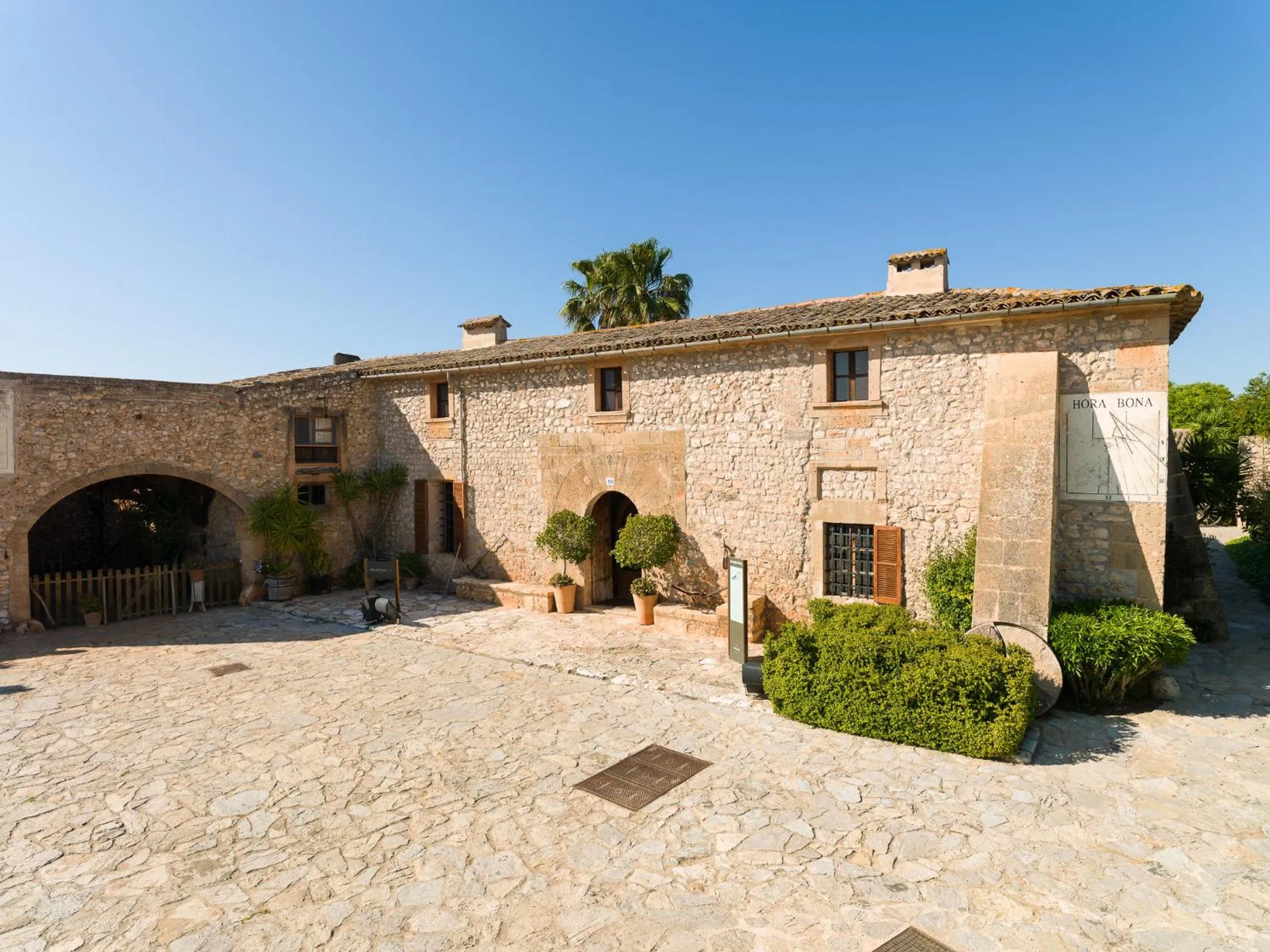 Facade/entrance in Sa Bassa Rotja Ecoturisme