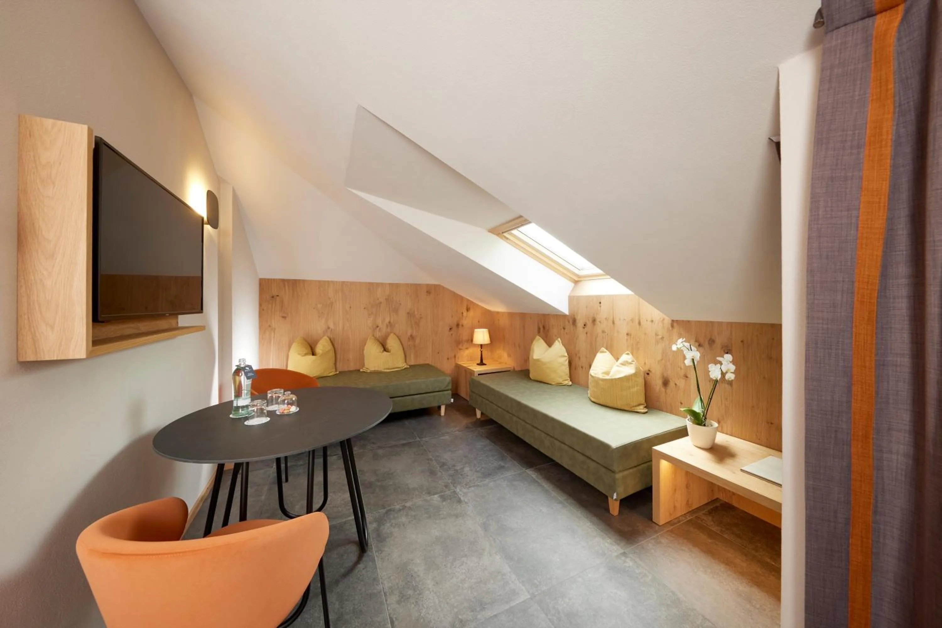 Bedroom, Bed in Hotel Rezia