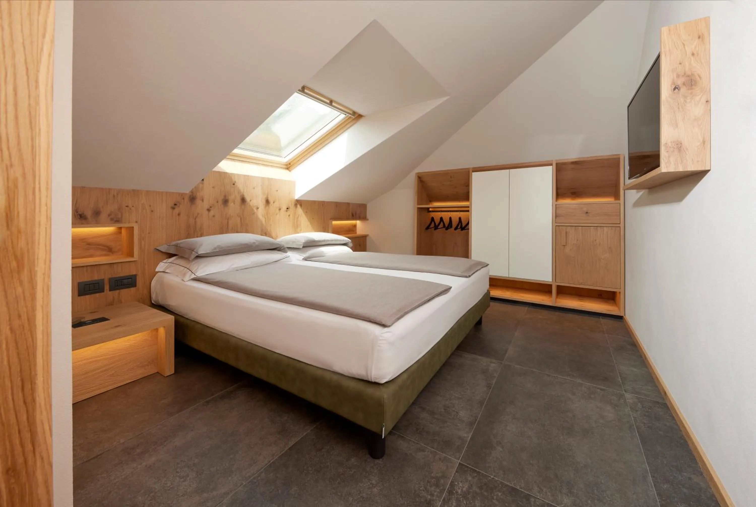 Bedroom, Bed in Hotel Rezia