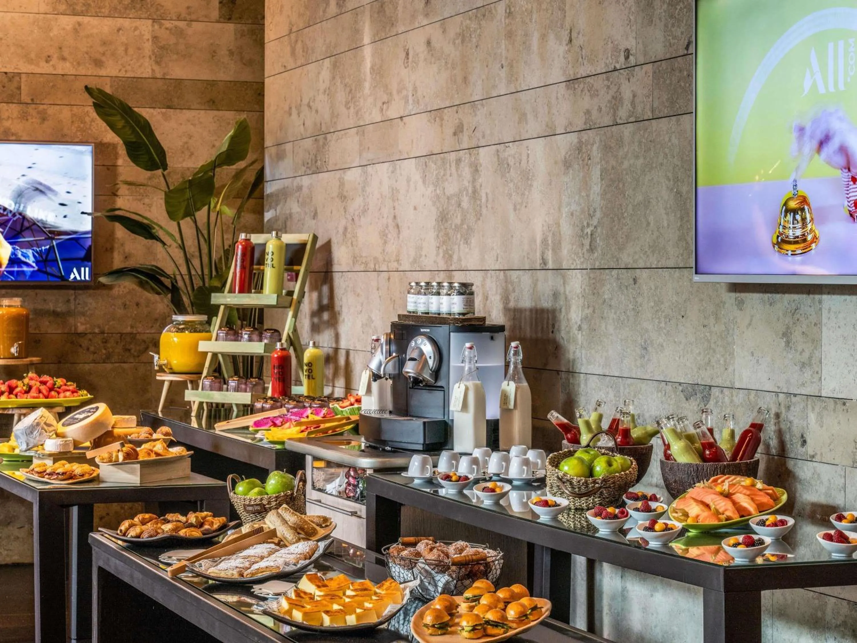 Meeting/conference room in Novotel Barcelona City