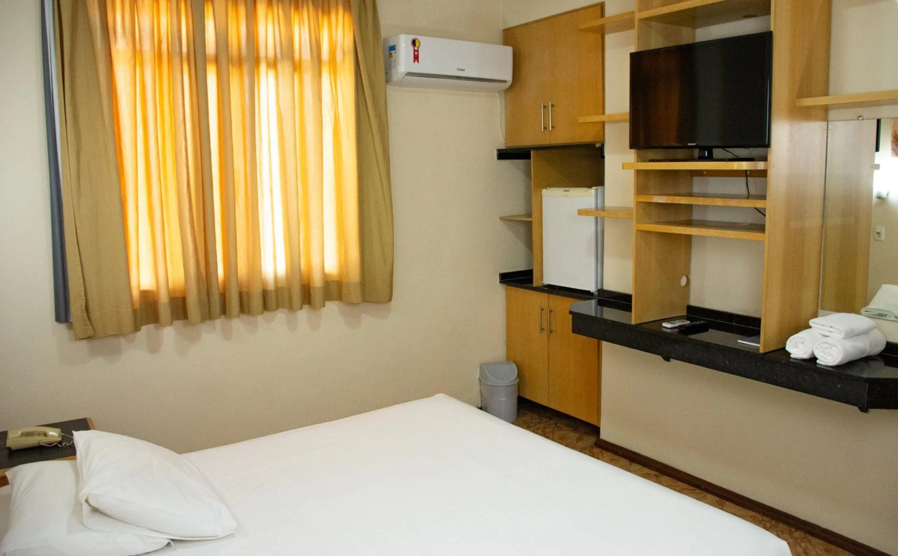 Bedroom, Bed in Hotel Dan Inn Express Foz do Iguaçu By Nacional Inn