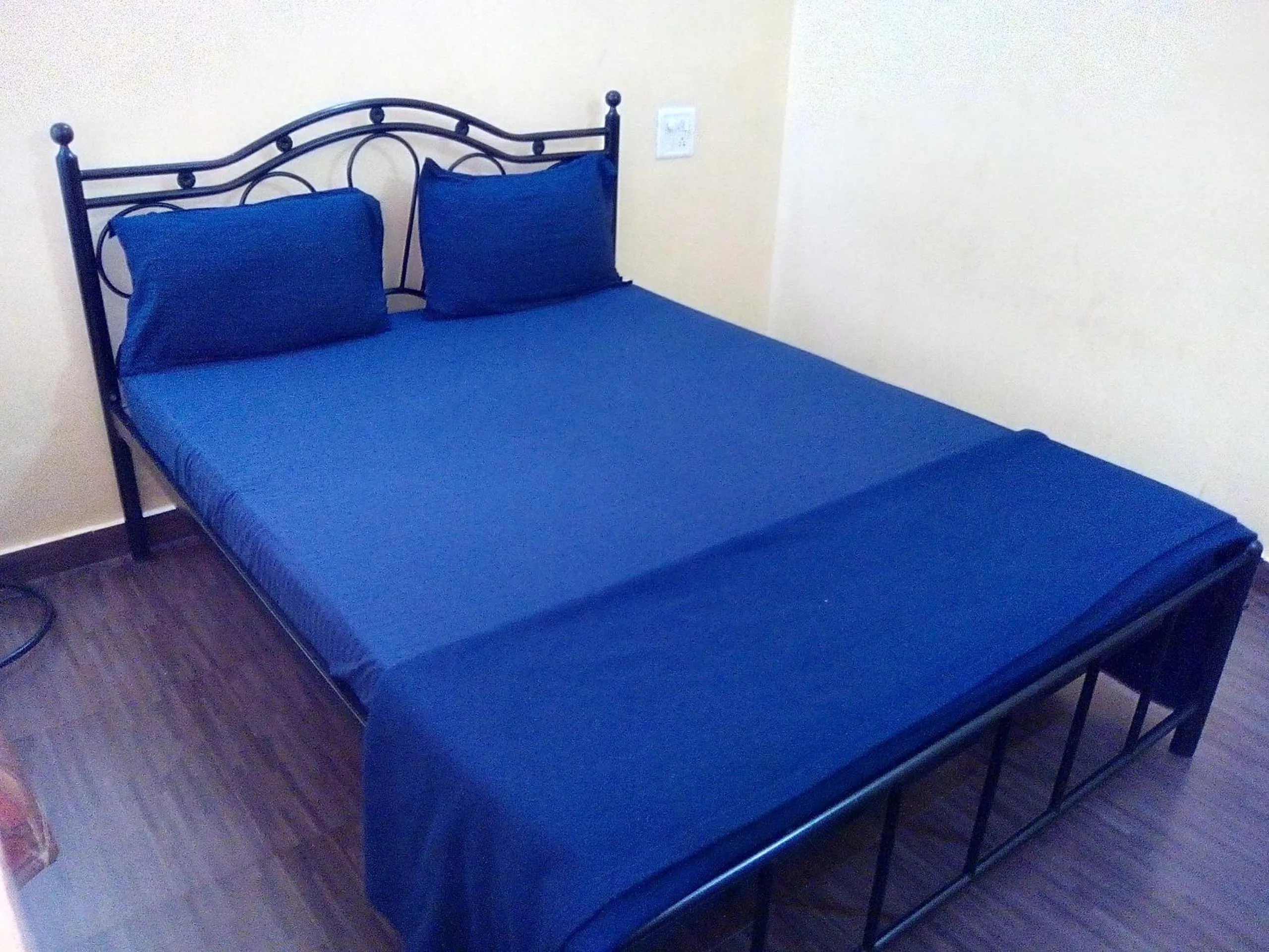 Bed in Vincent's Holiday Home