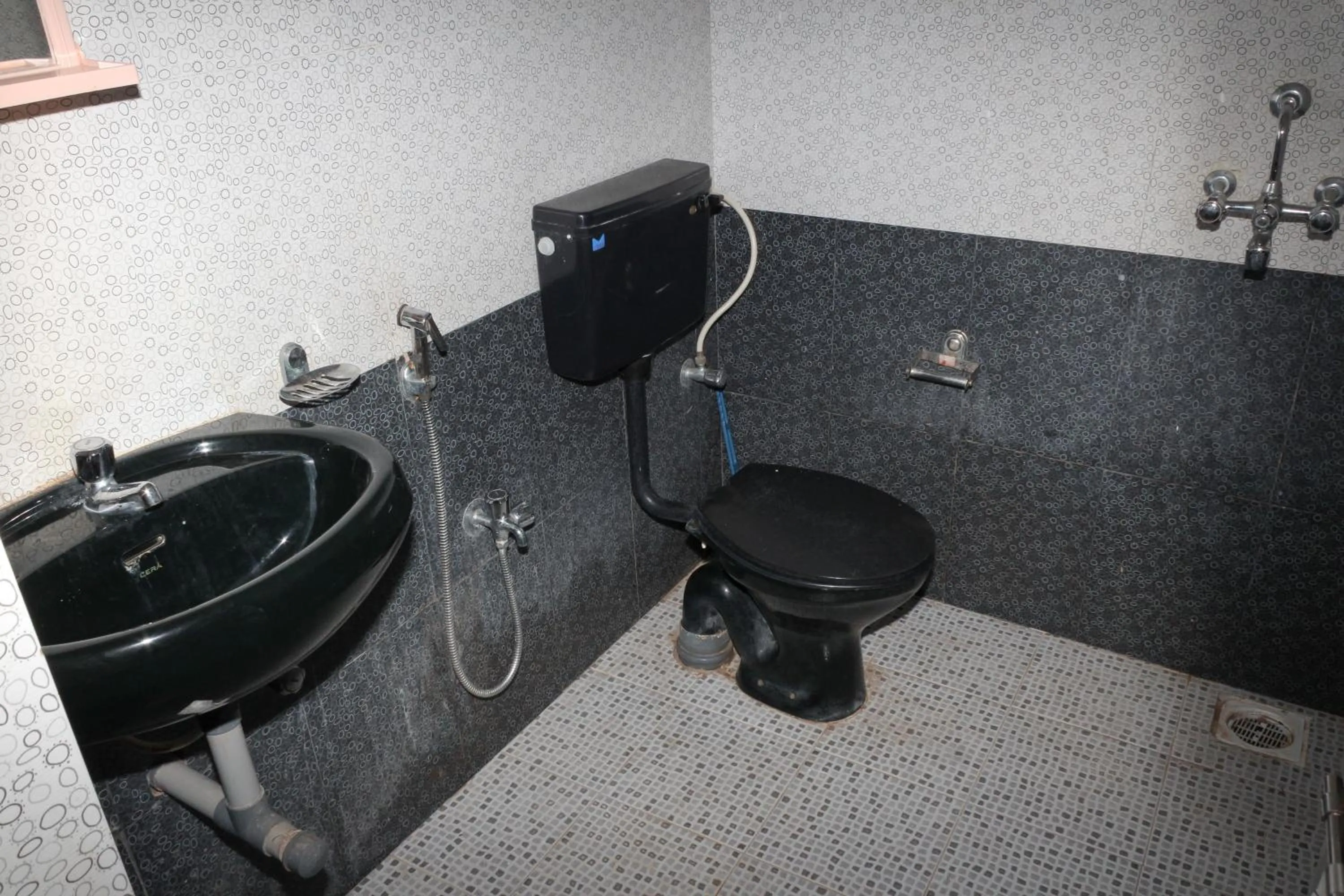 Bathroom in Vincent's Holiday Home