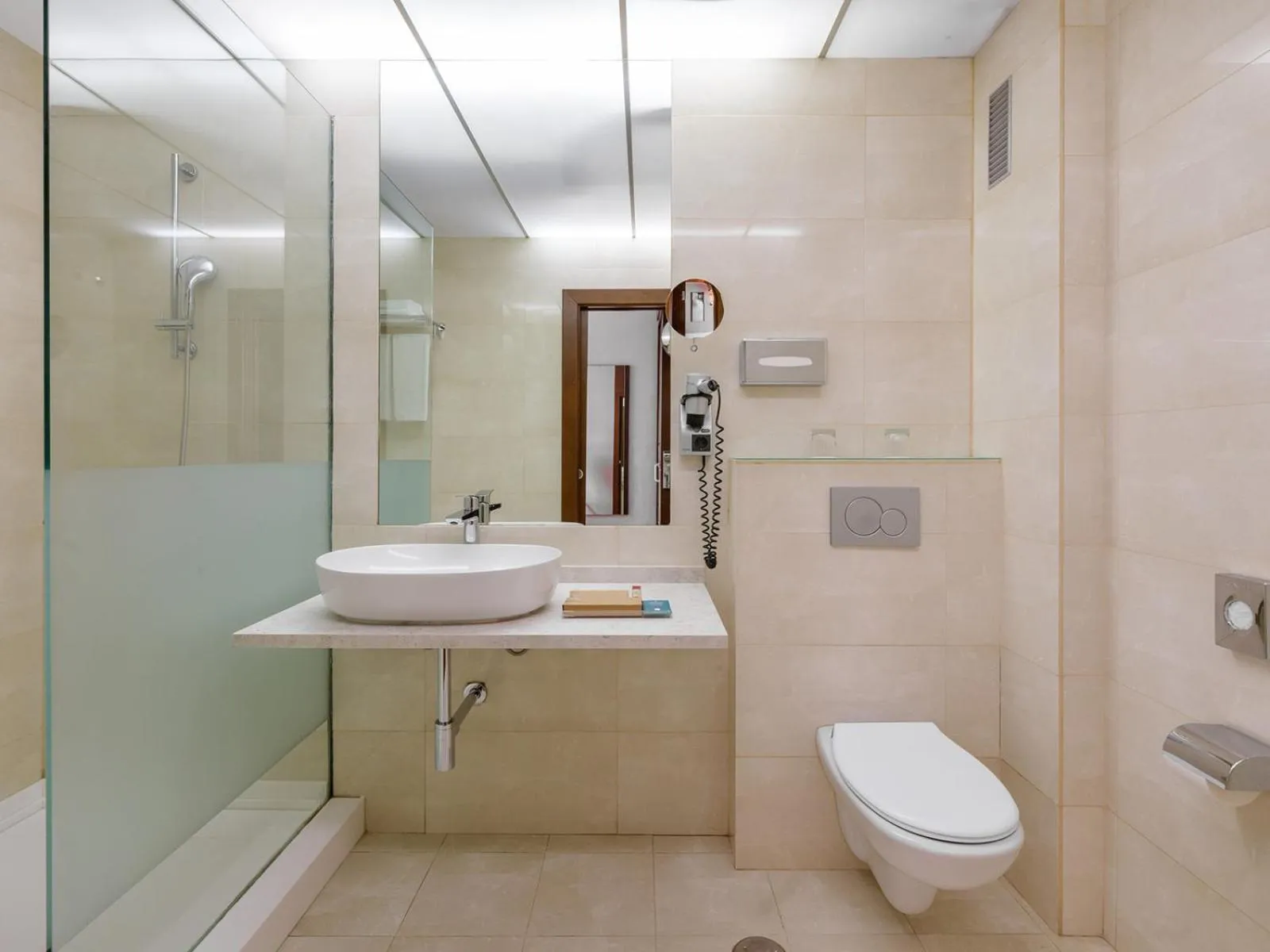 Shower in Hotel Taburiente S.C.Tenerife