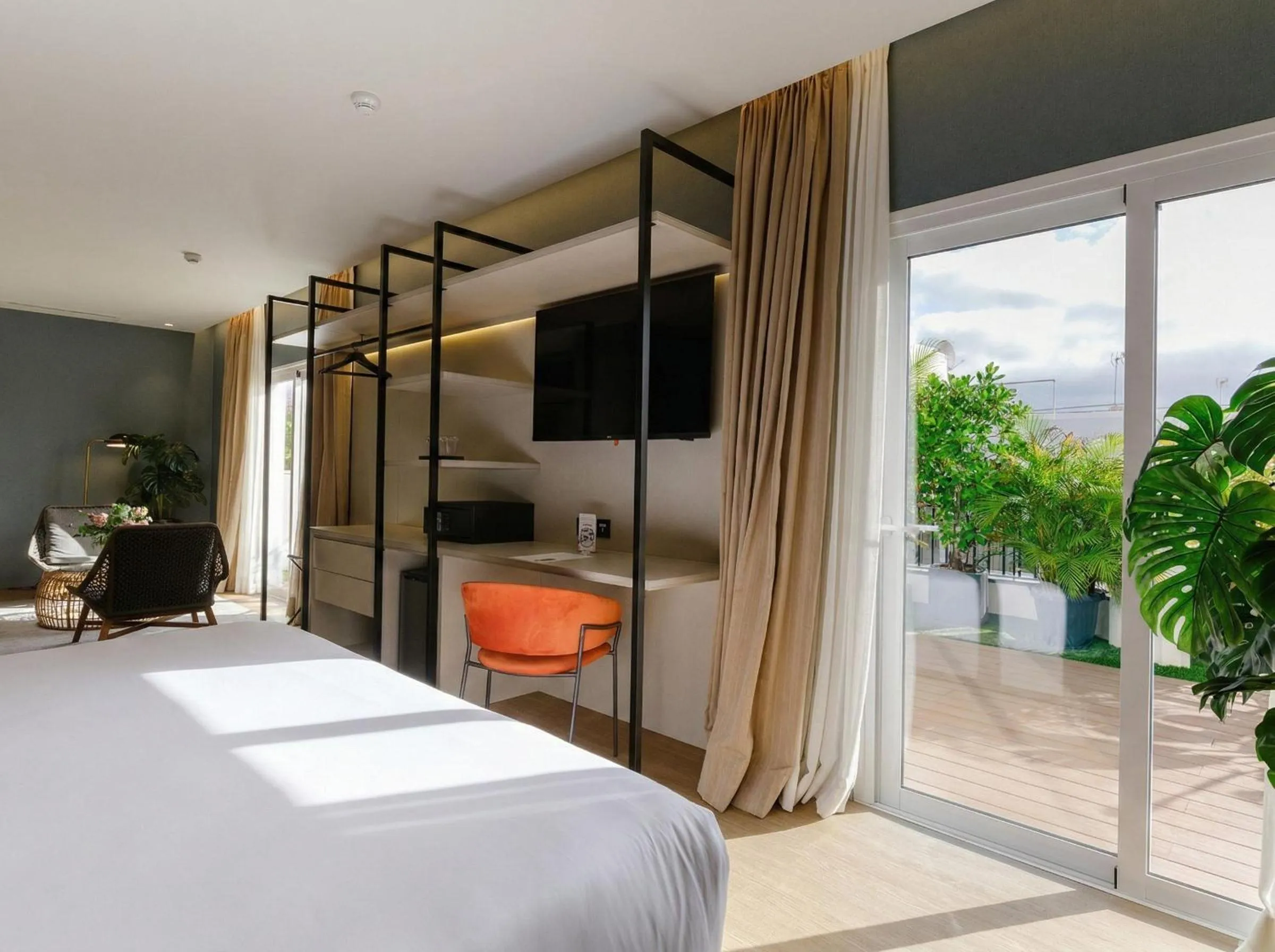 TV and multimedia, Bed in Hotel Taburiente S.C.Tenerife