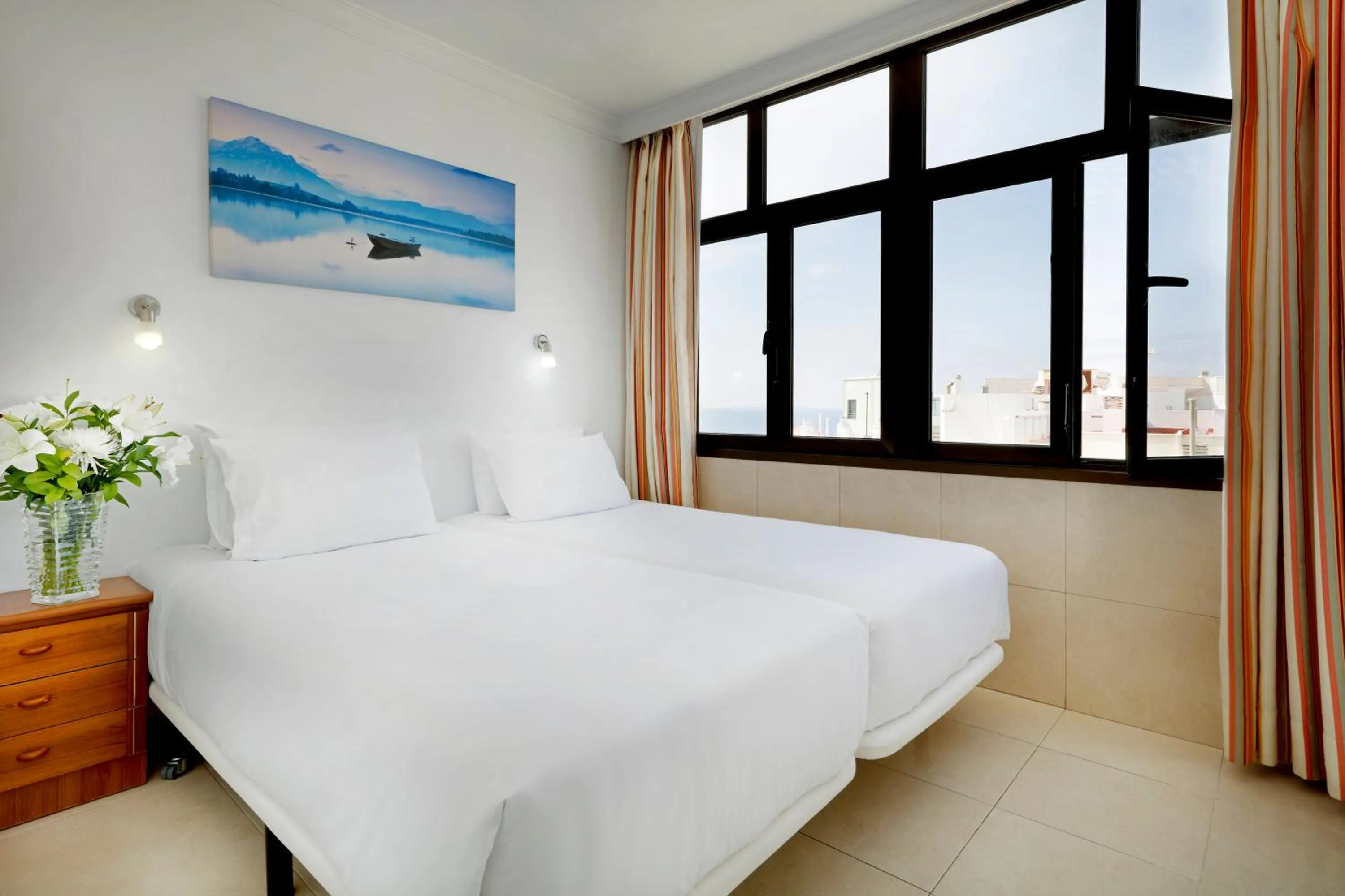 Bedroom, Bed in Crisol Faycán