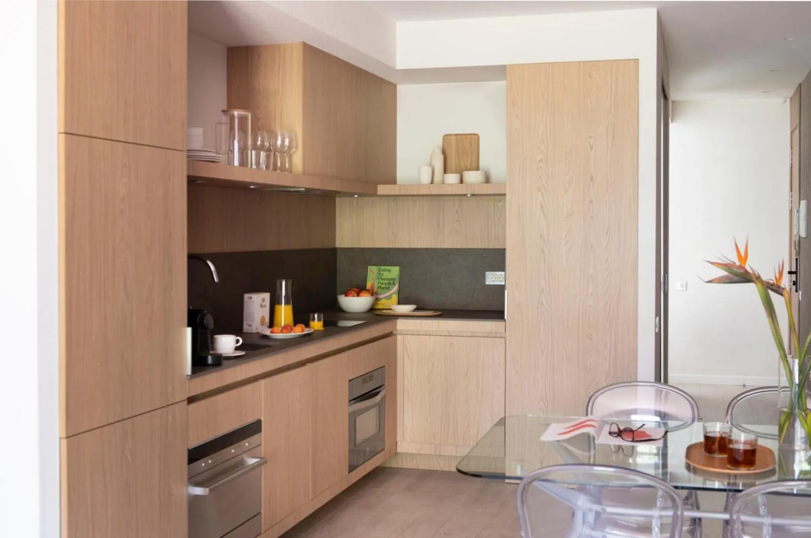 Coffee/tea facilities in Eric Vökel Boutique Apartments - Sagrada Familia Suites