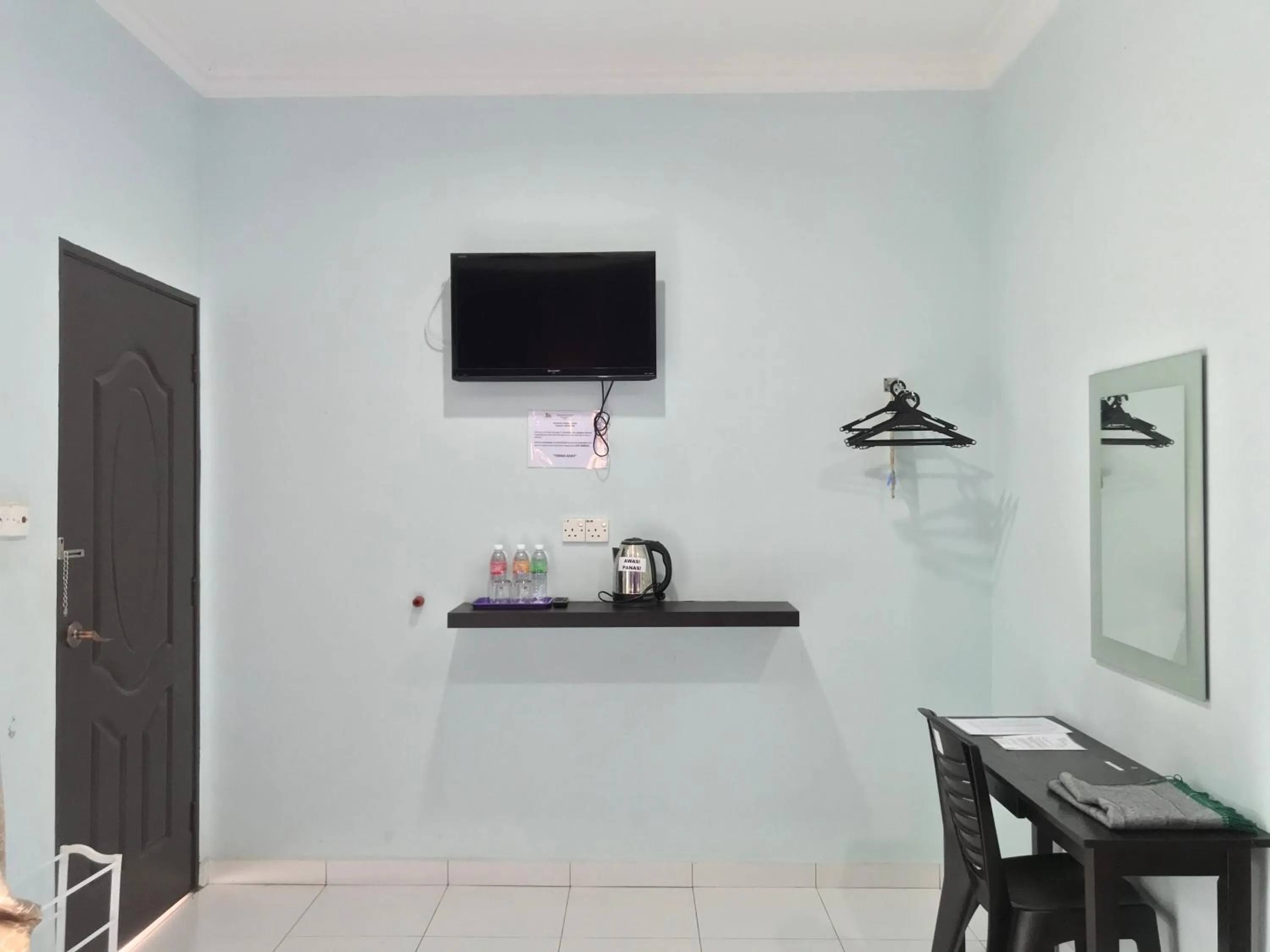 Shower in Changlun Chalet