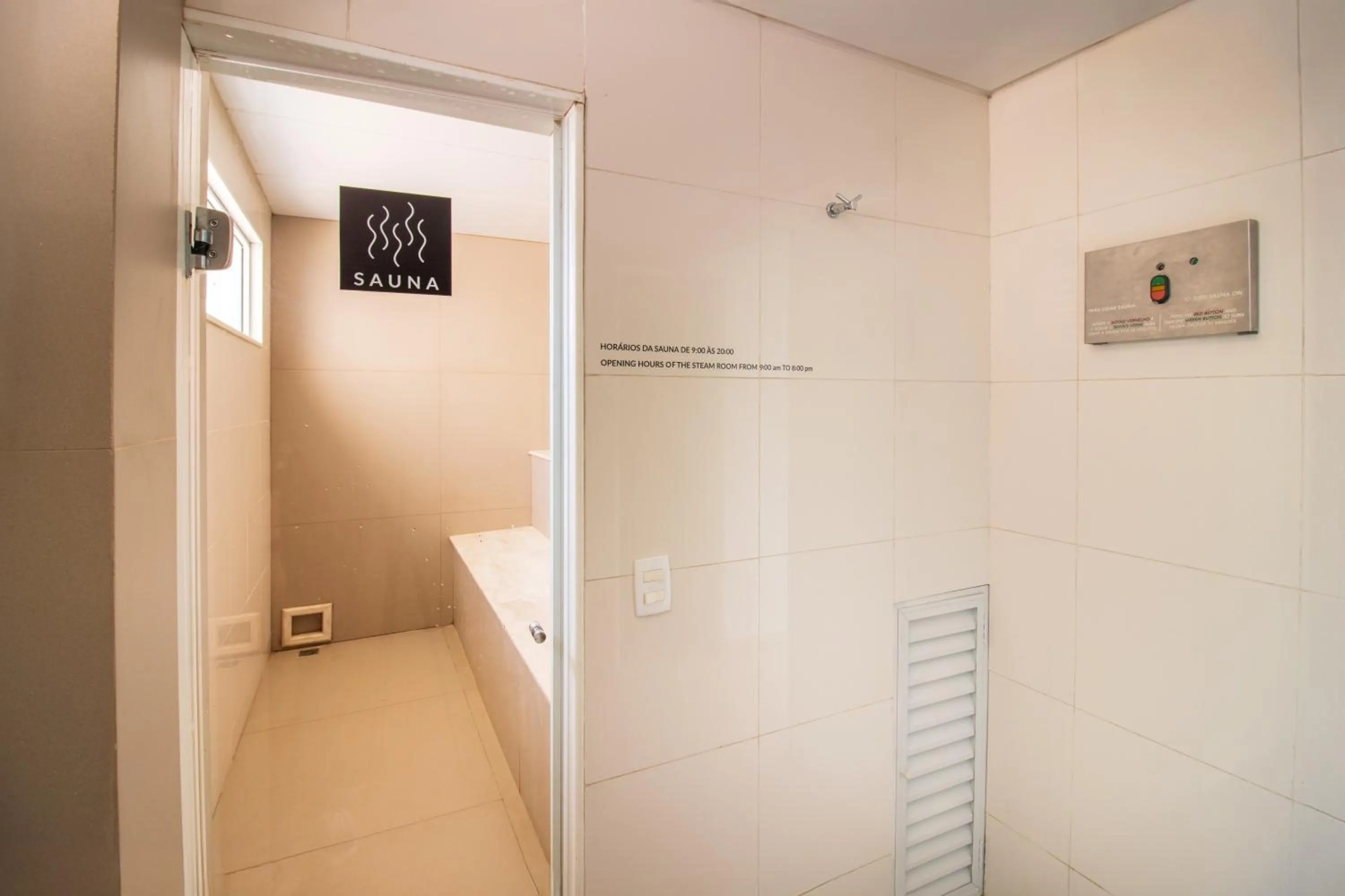 Sauna in Arena Copacabana Hotel