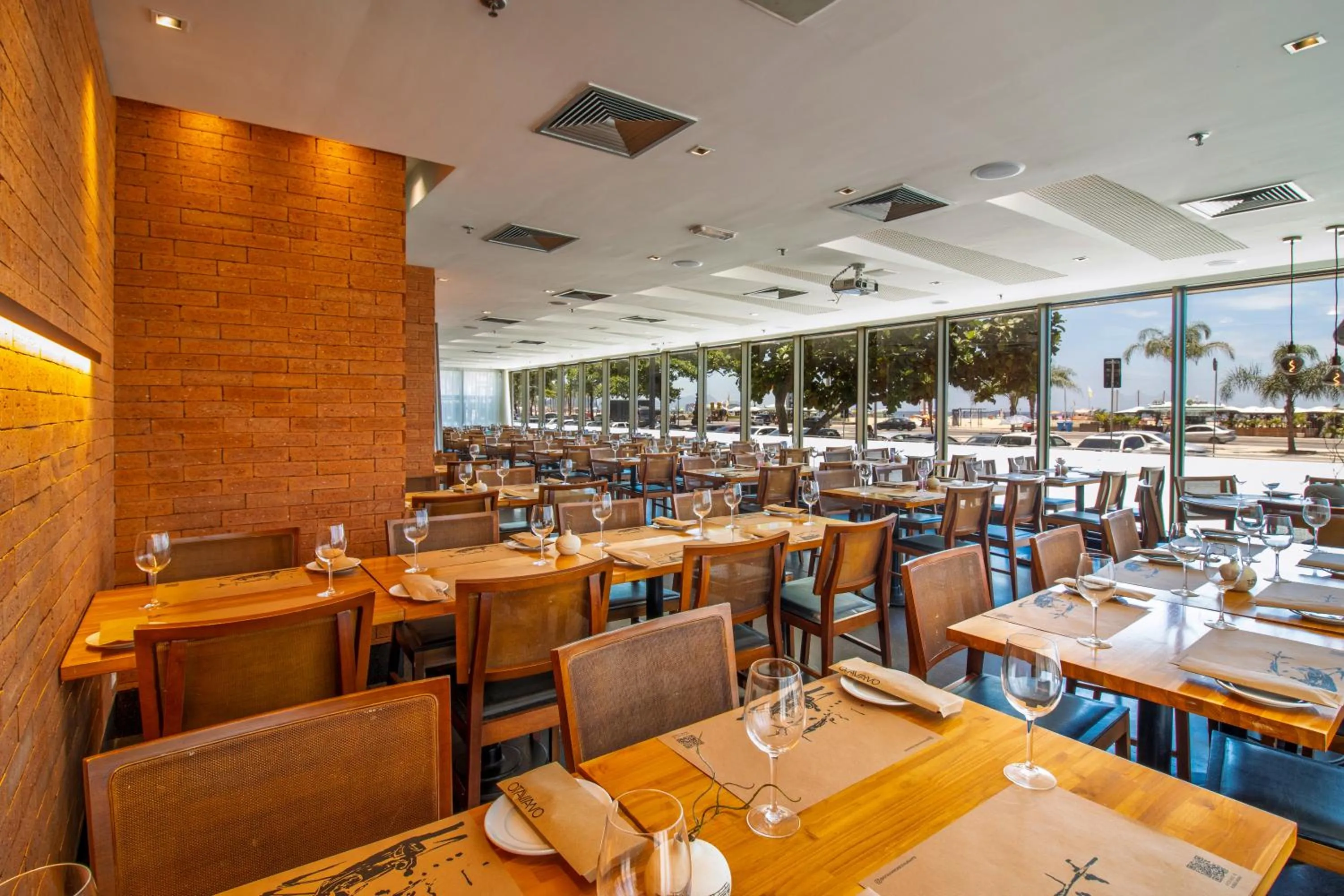 Restaurant/places to eat in Arena Copacabana Hotel