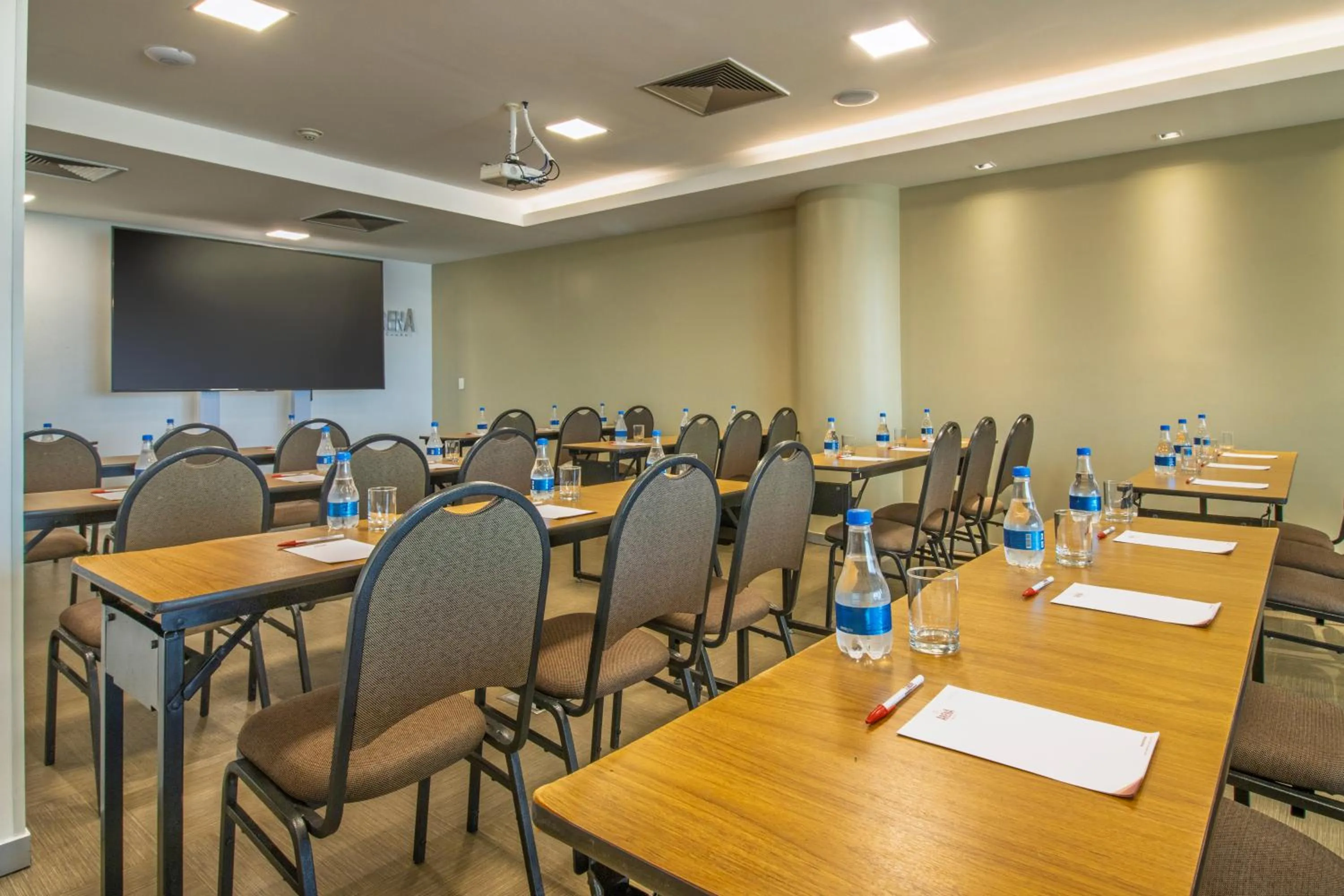 Meeting/conference room in Arena Copacabana Hotel