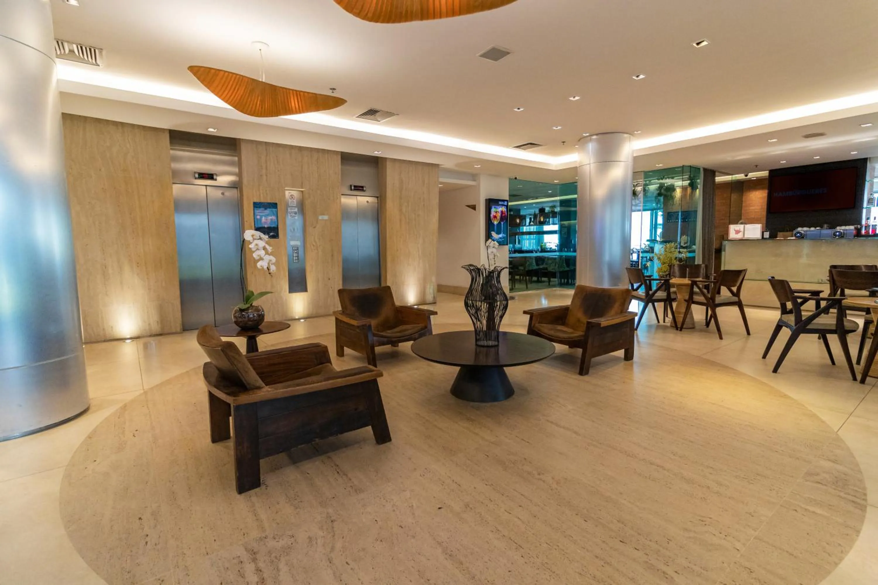 Lobby or reception in Arena Copacabana Hotel