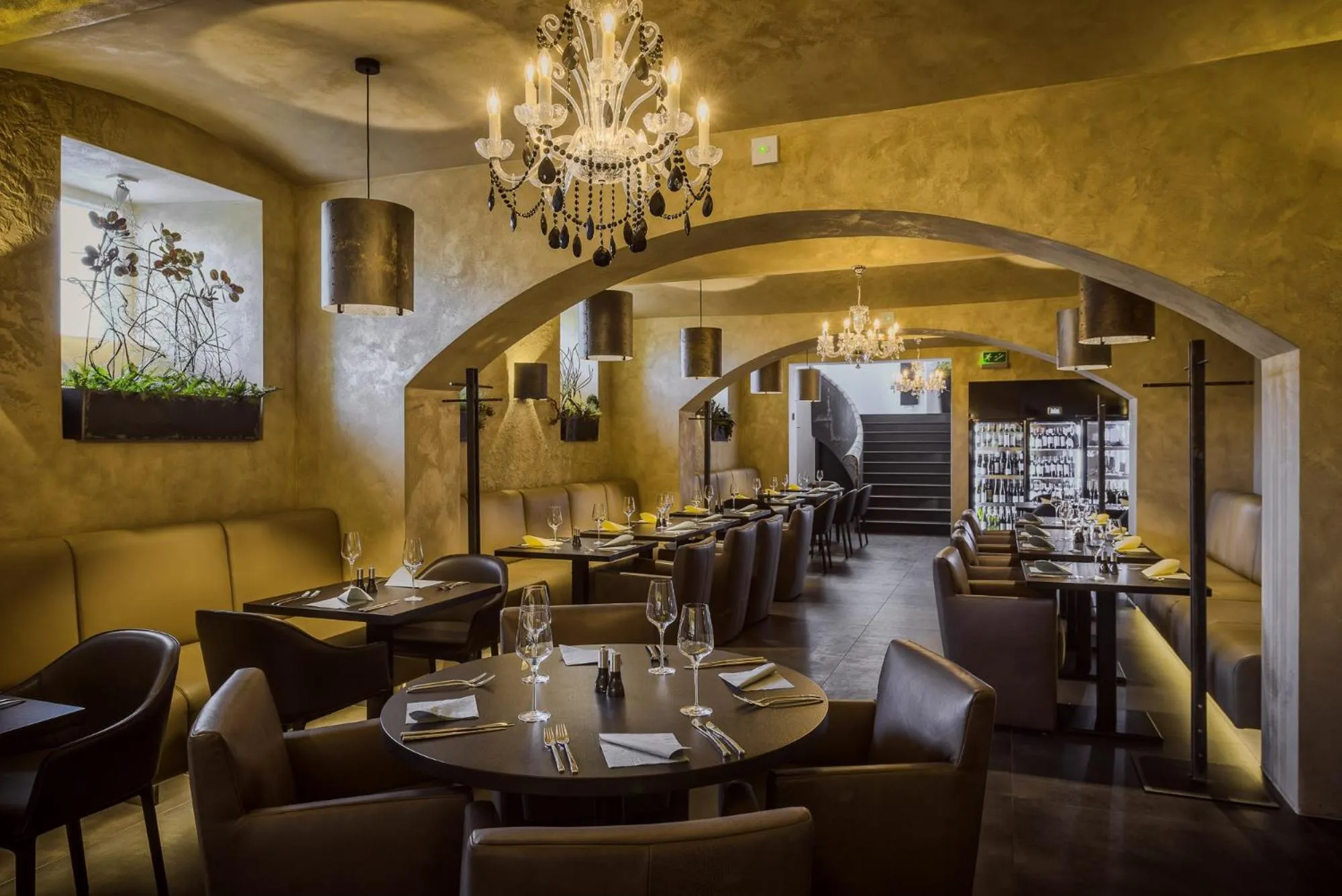 Restaurant/places to eat in Theresian Hotel