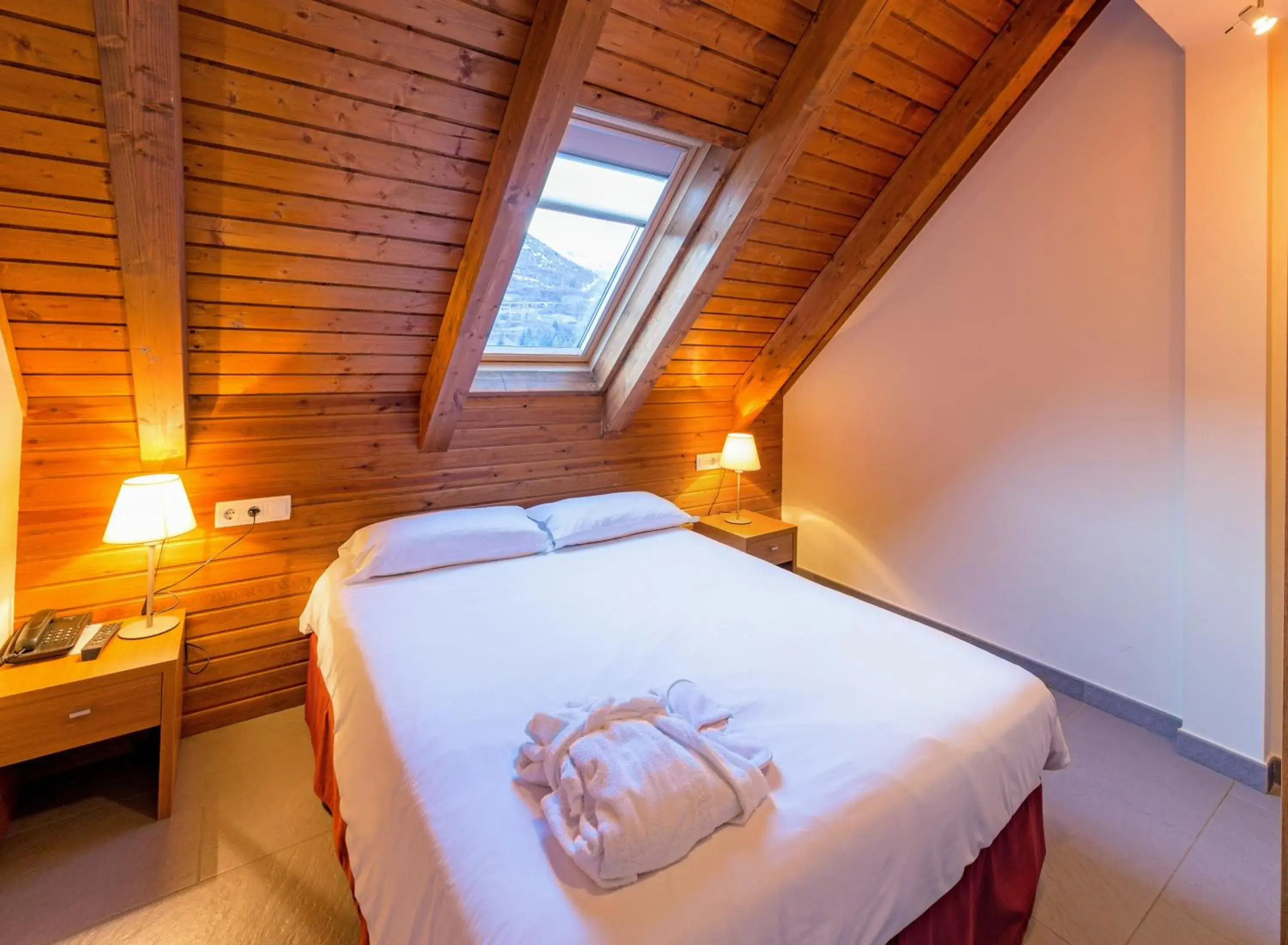 Duplex Apartment with Spa Access in Apartaments Trainera Duplex Apartment with Spa Access in Apartaments Trainera