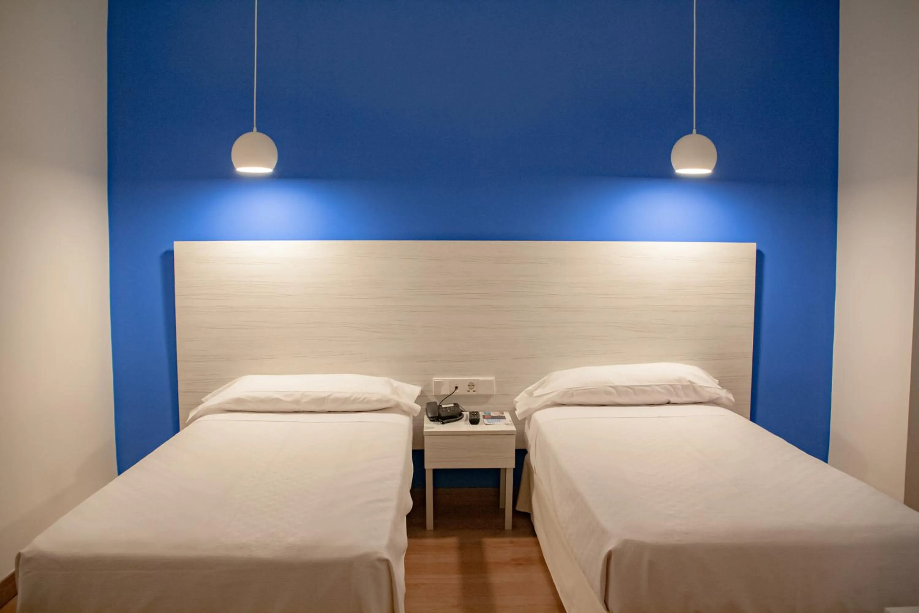 Bedroom, Bed in Hotel Universal Murcia