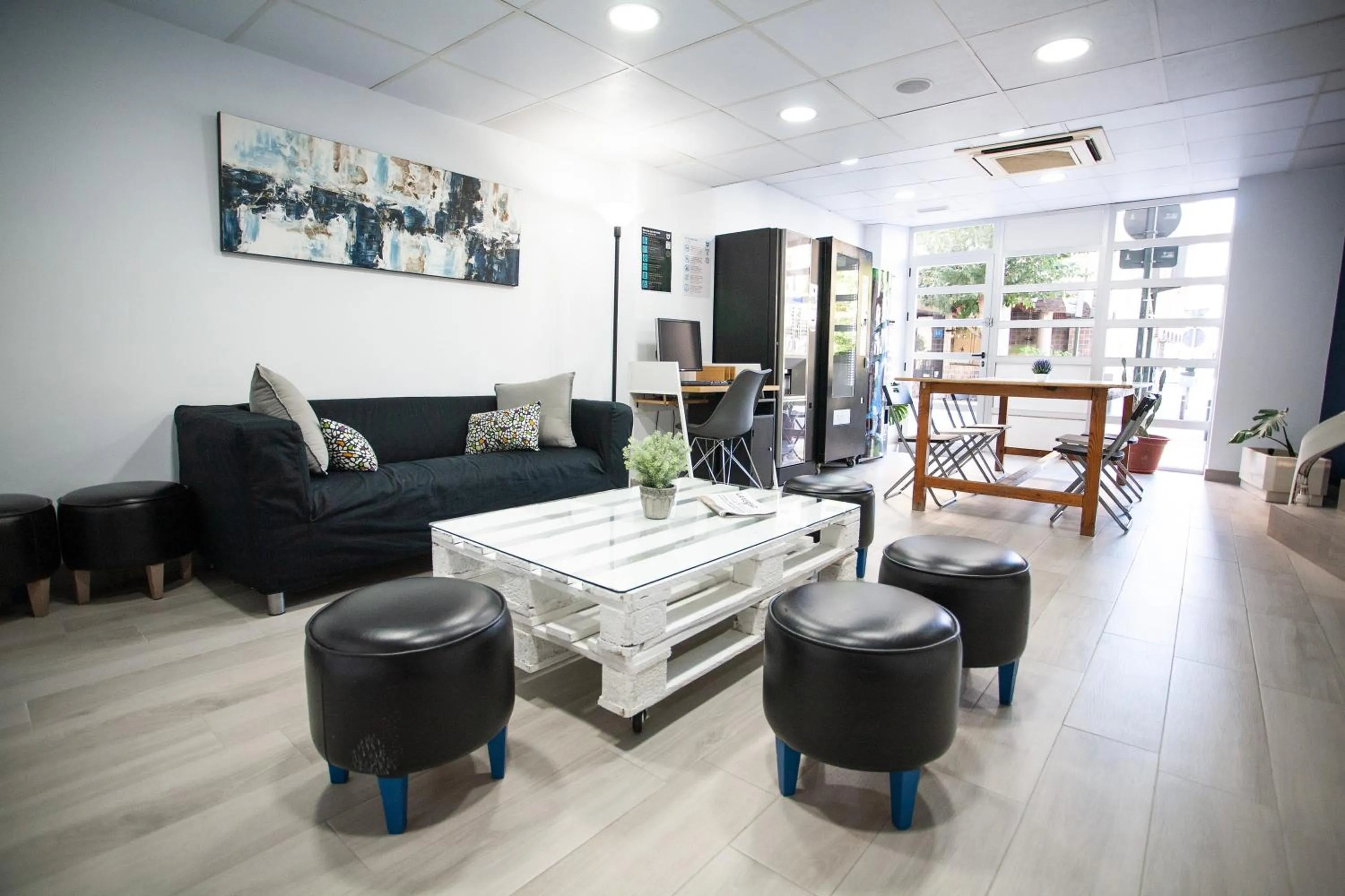 Seating area in Hotel Universal Murcia