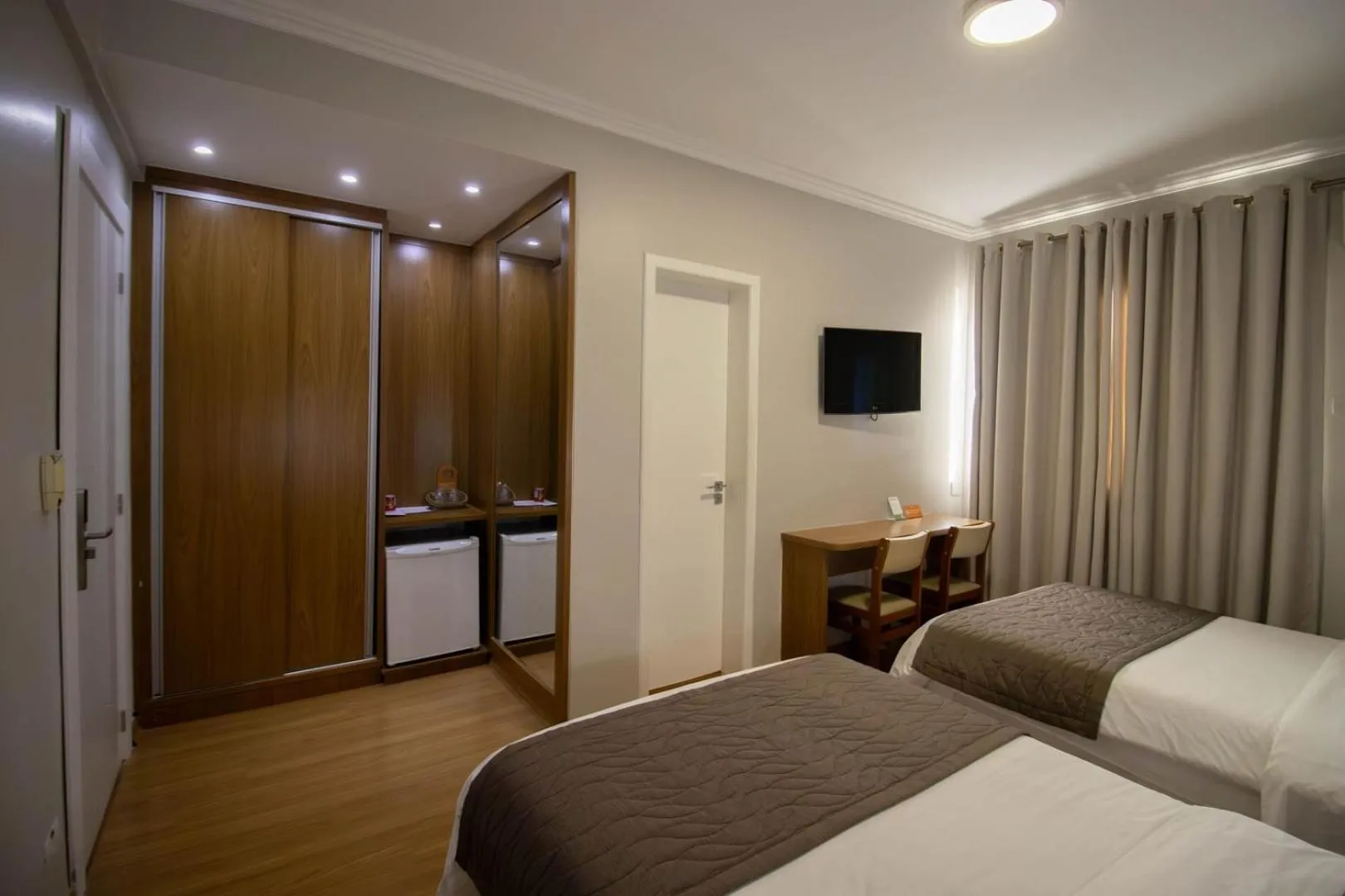 Bed in Hotel Rafain Centro