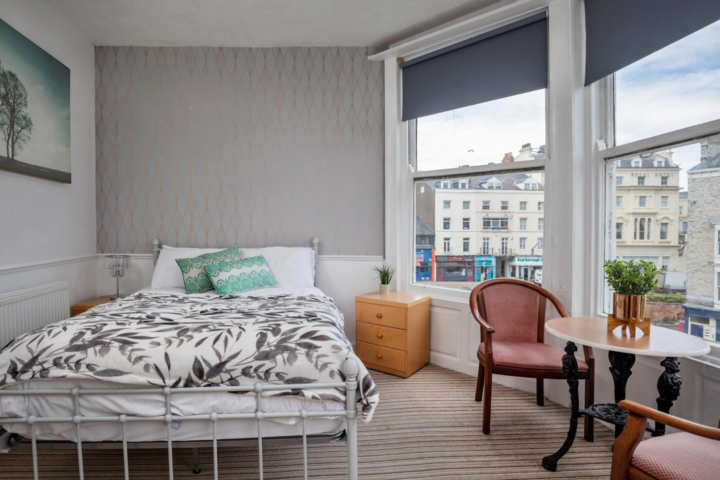 Bedroom, Bed in Serenity Guest House