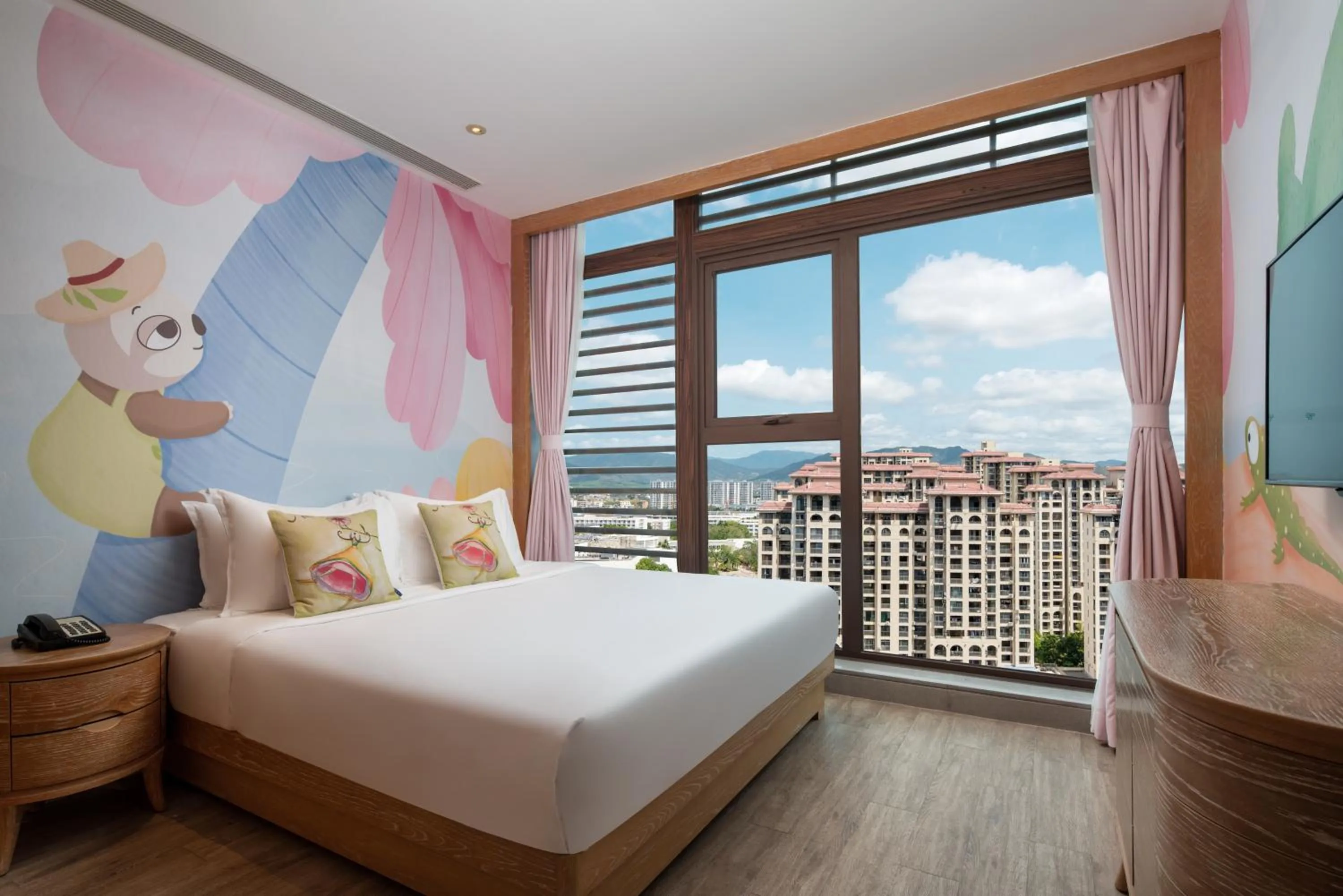 Bed in Mangrove Tree Resort World Sanya Bay -Elader Palm Tower