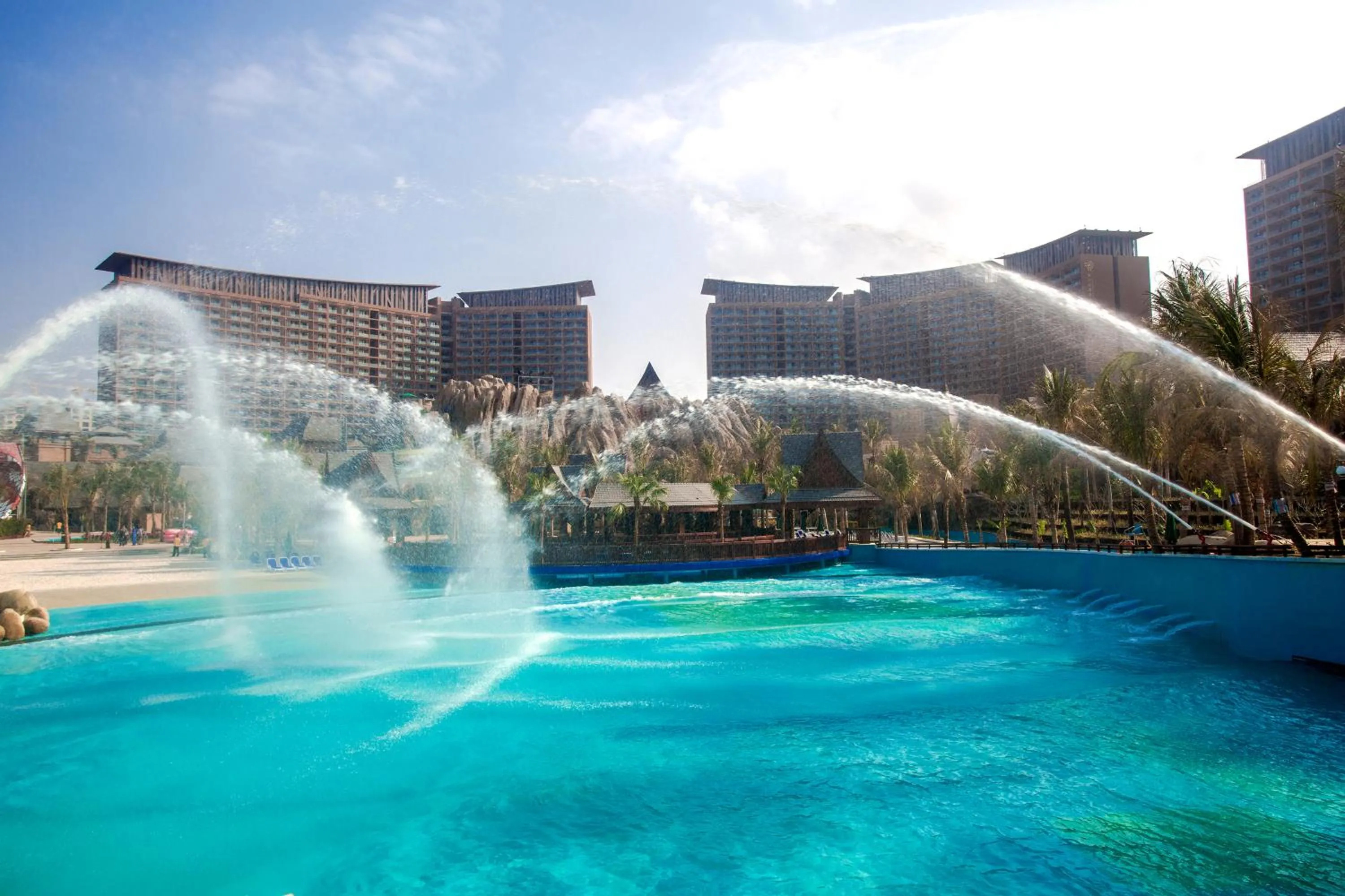 Day in Mangrove Tree Resort World Sanya Bay -Elader Palm Tower