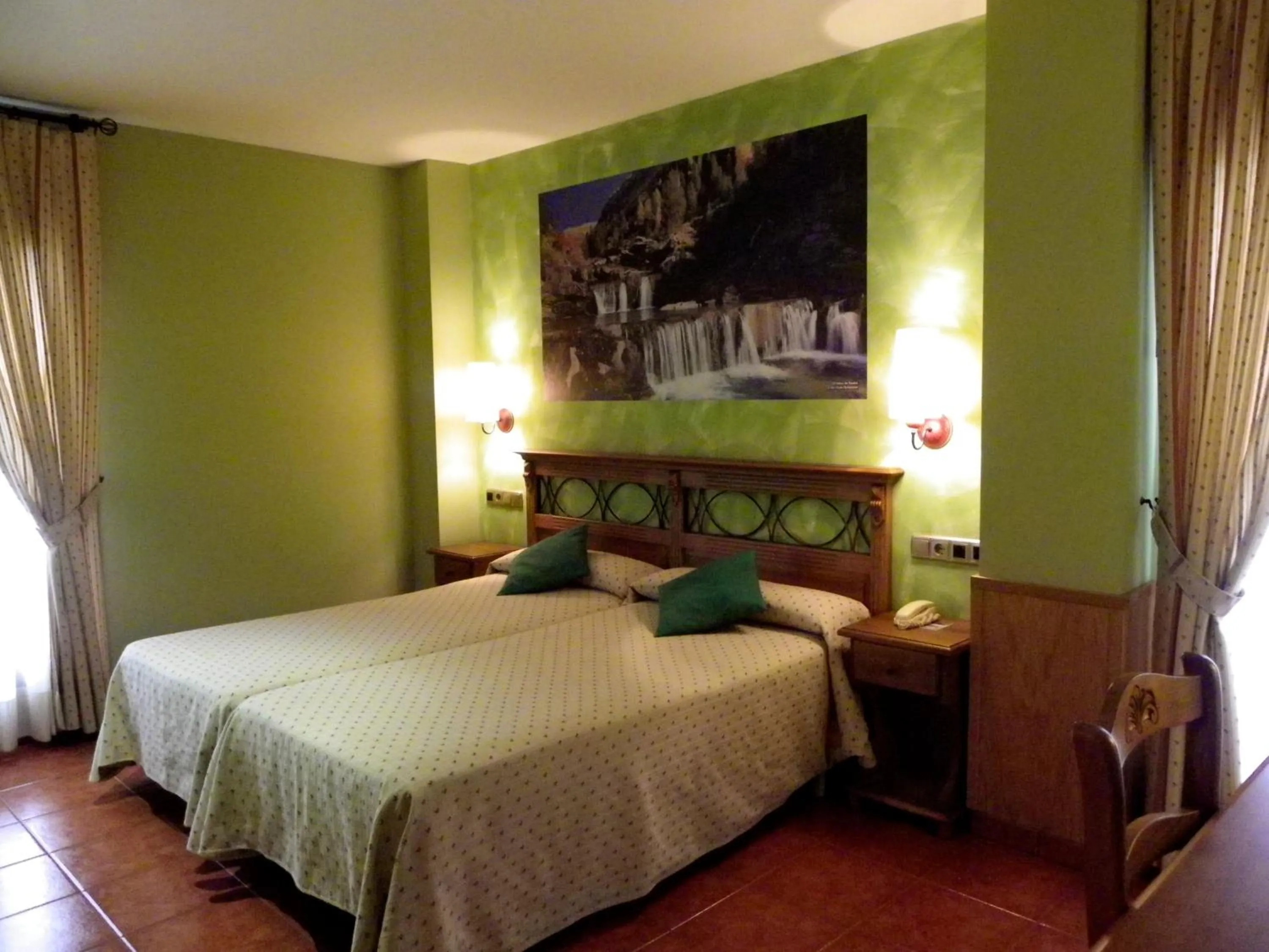 Photo of the whole room, Bed in Hotel Arnal