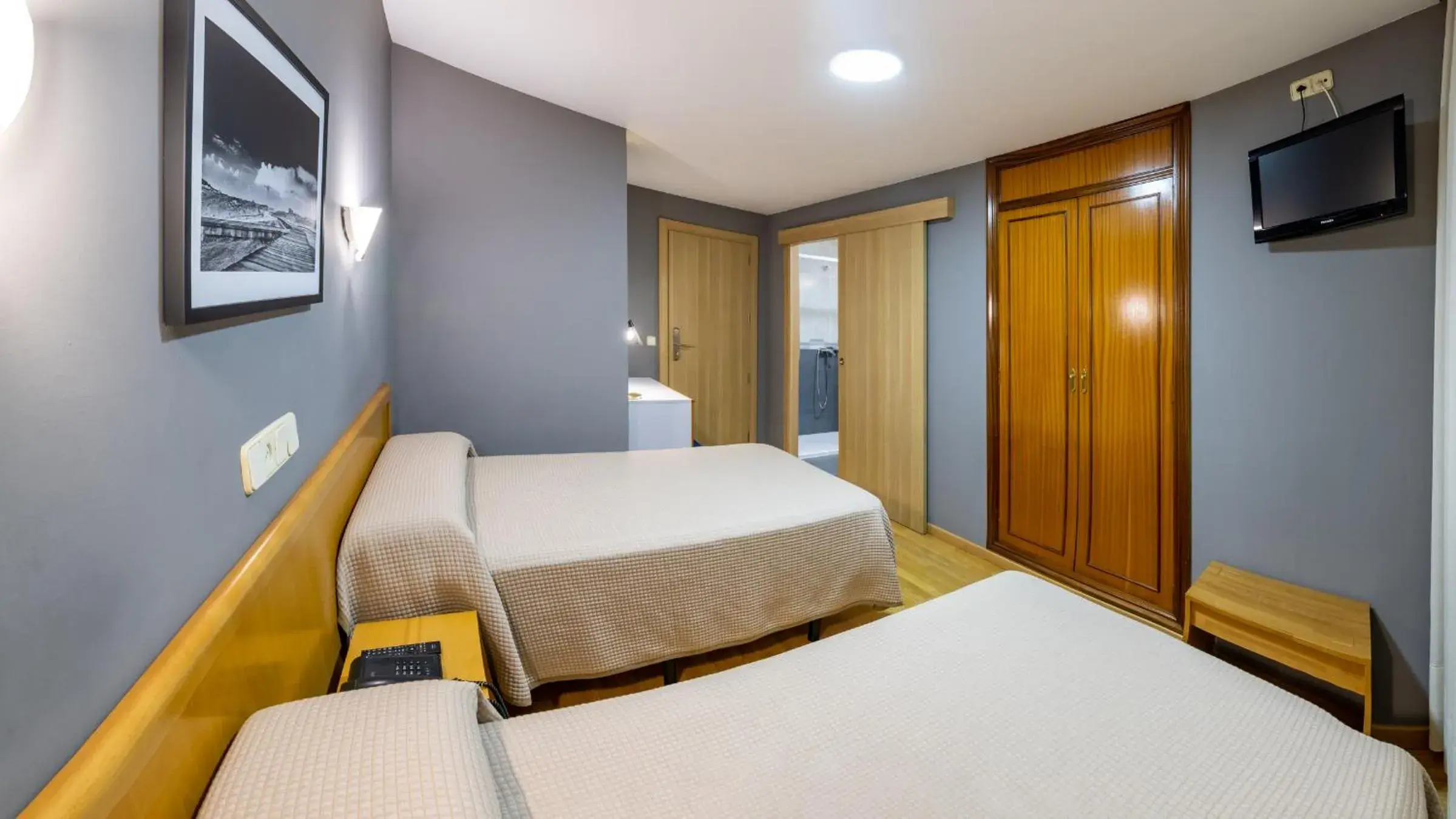 Classic Twin Room in Hotel Europa Classic Twin Room in Hotel Europa