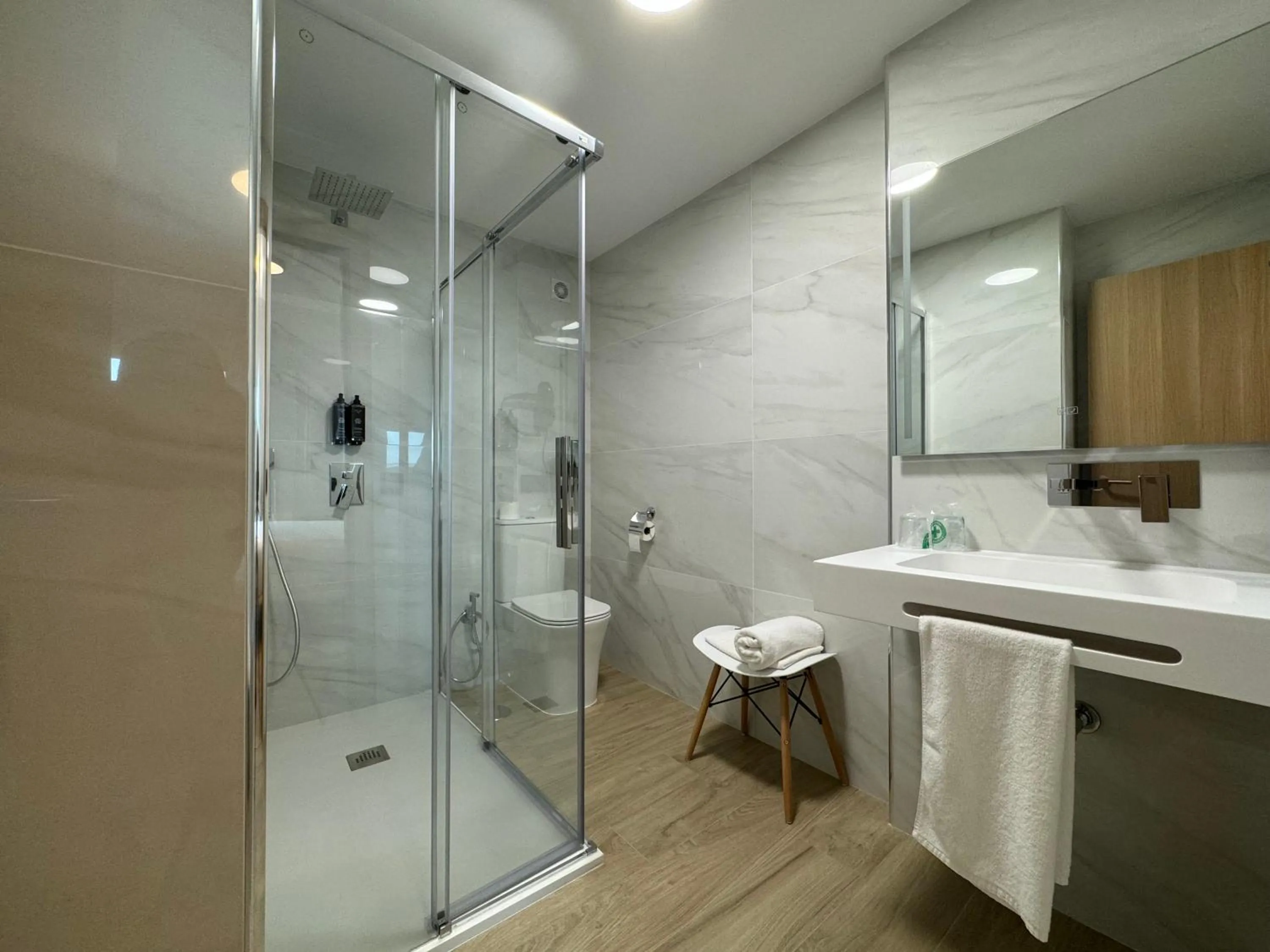 Bathroom in Hotel Europa