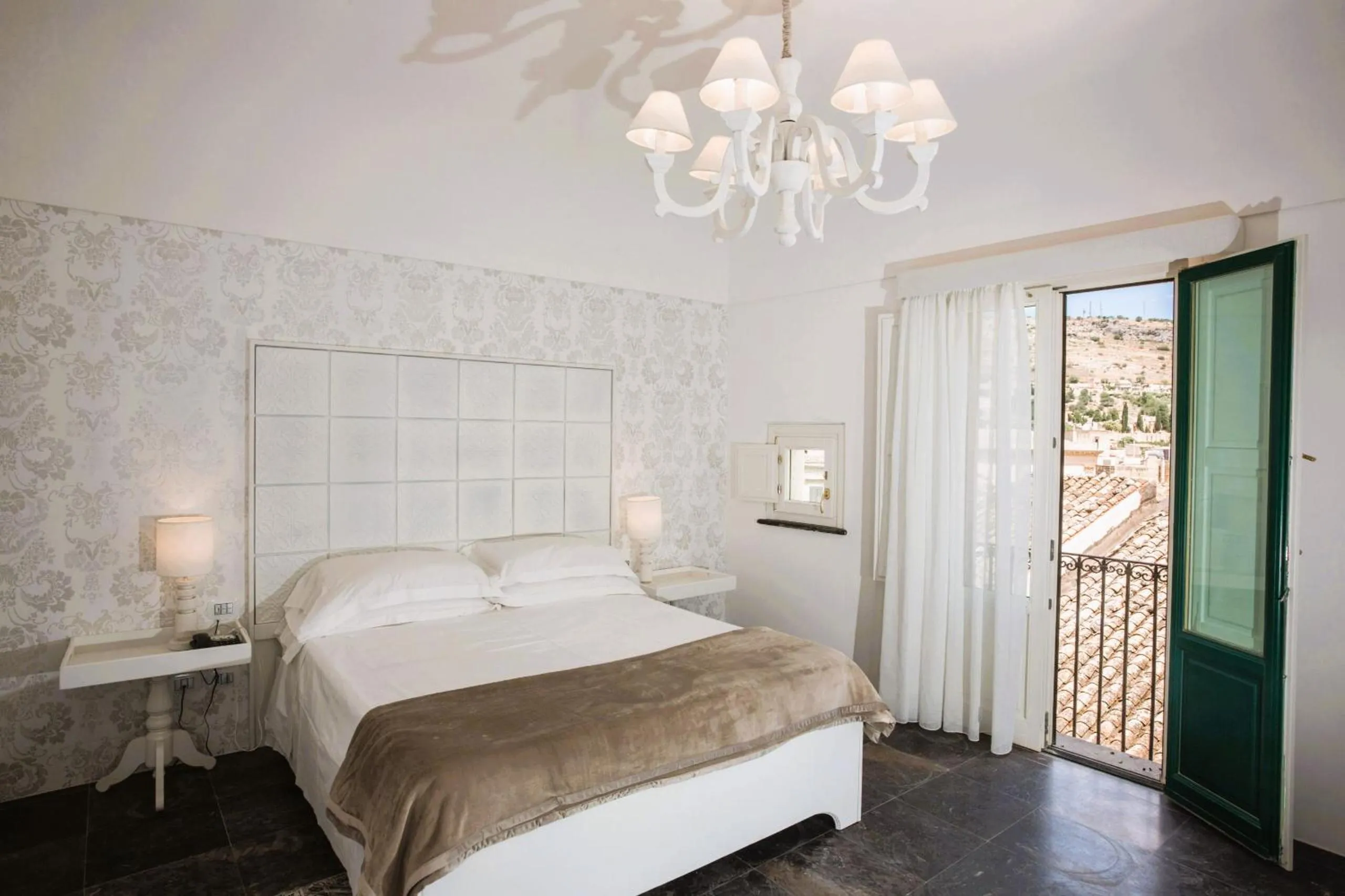 Photo of the whole room, Bed in Palazzo Conti Camere & Suites