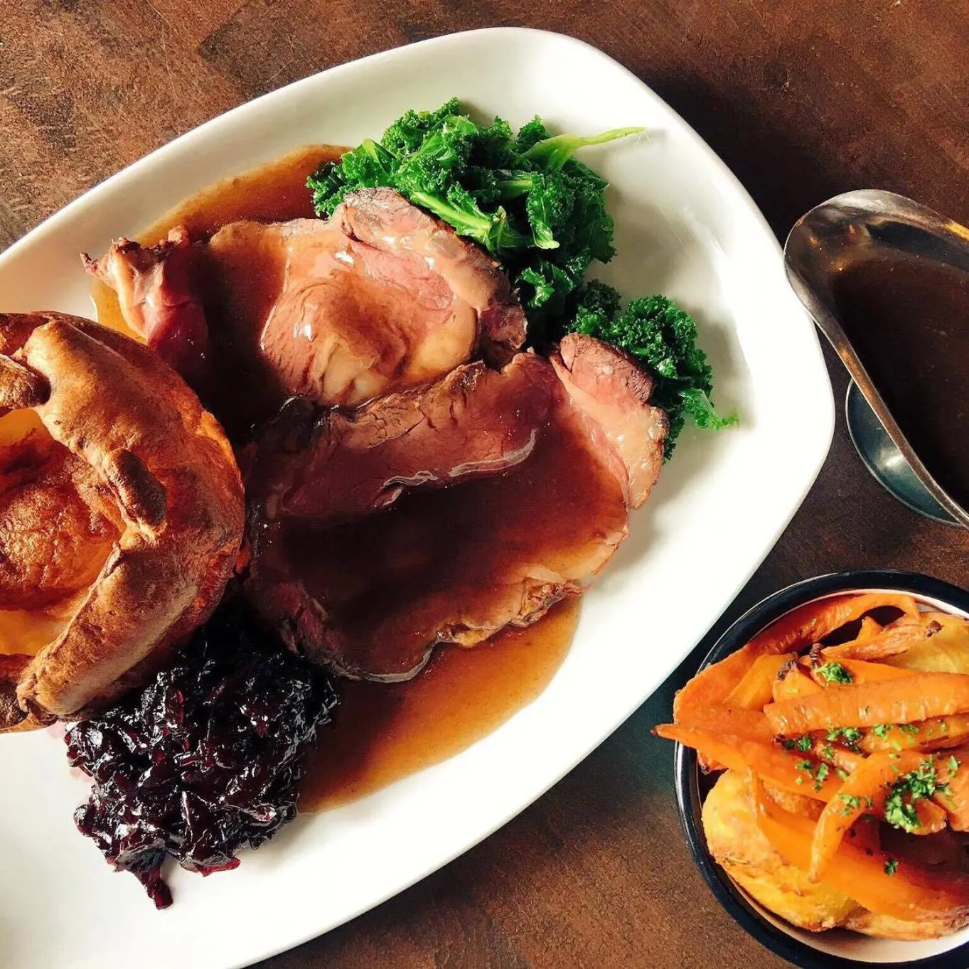 Meals in Fox and Anchor