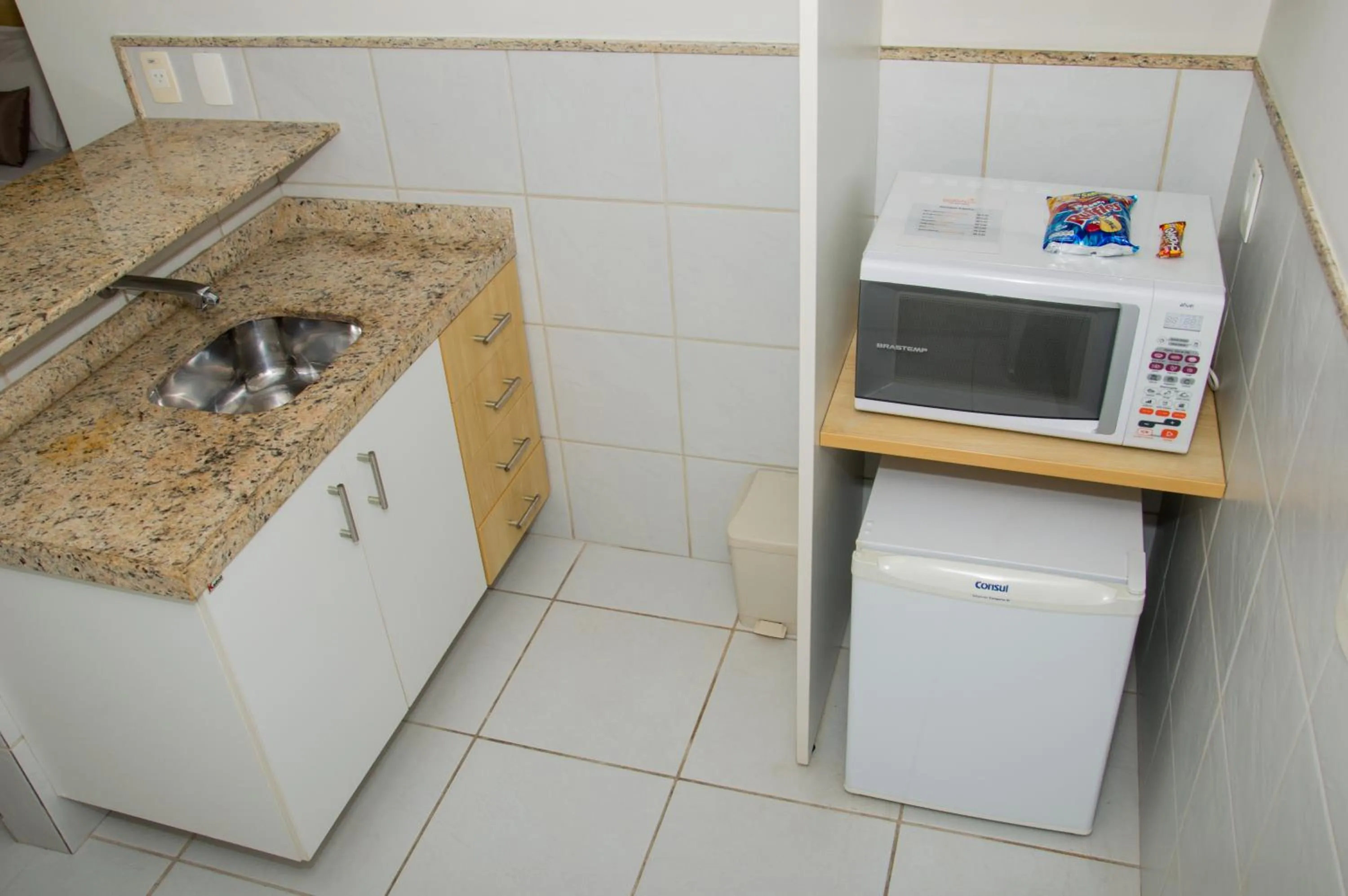 Kitchen or kitchenette in Marsallis Praia Hotel | Praia de Ponta Negra