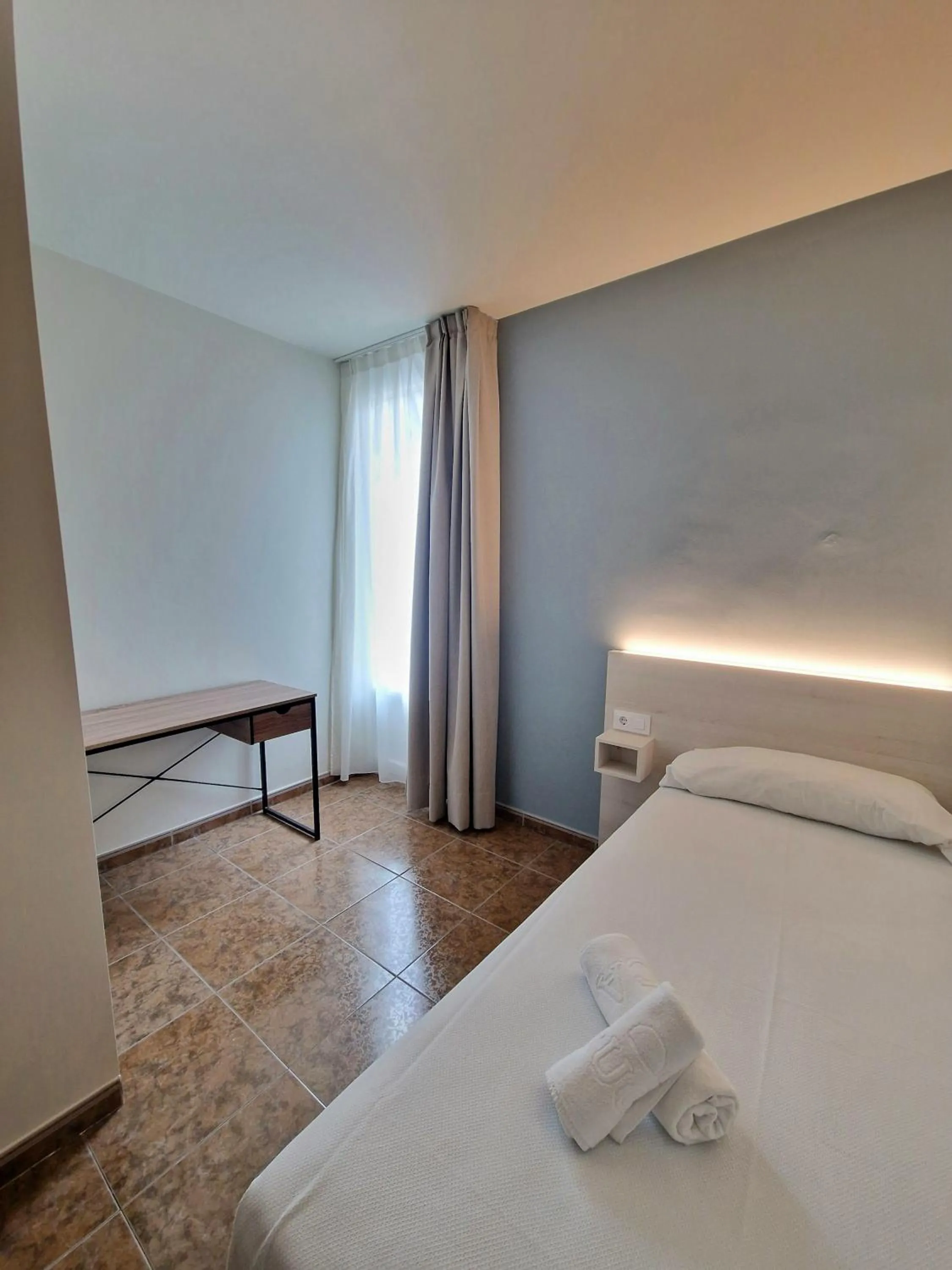 Superior Single Room in Hostal Rugaca