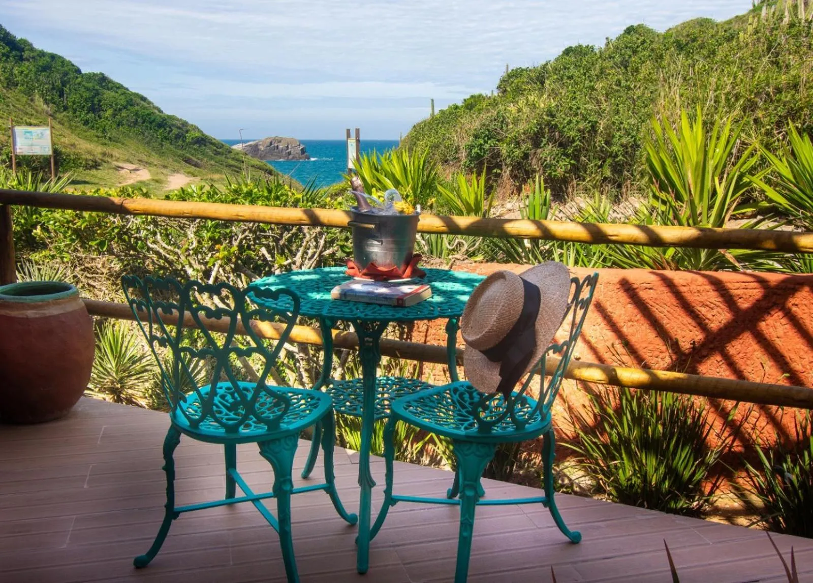 Patio in Pedra da Laguna Boutique Hotel SPA