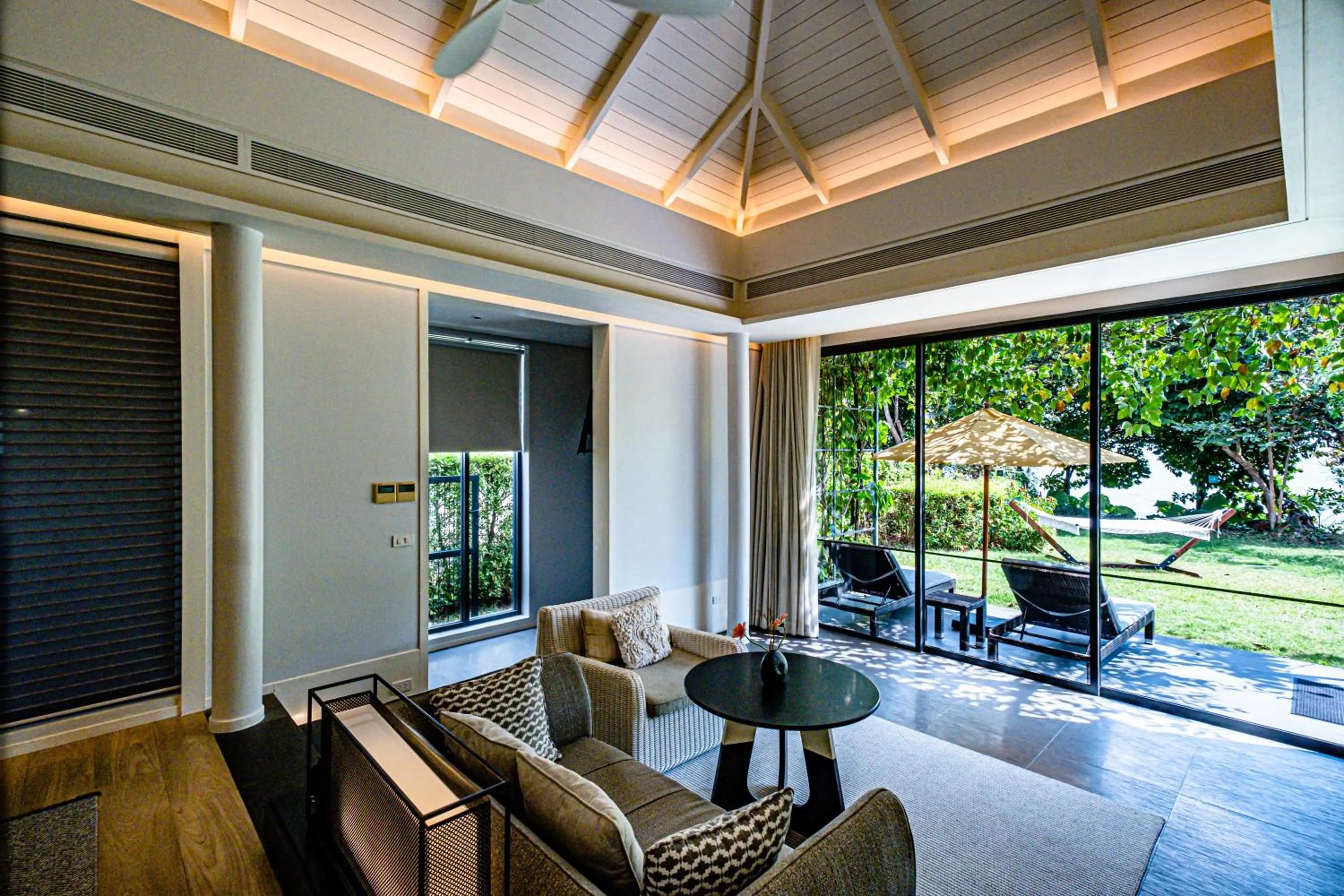 Balcony/Terrace in The ShellSea Krabi I Luxury Beach Front Resort & Pool Villa