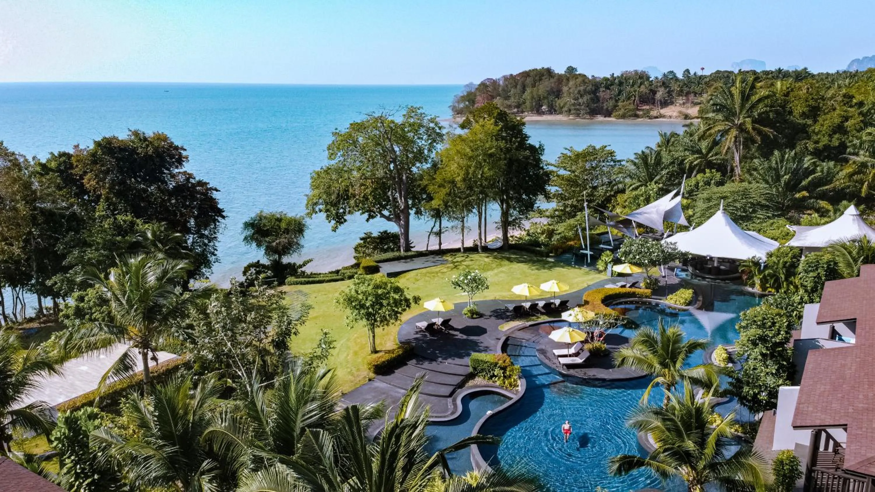 Swimming pool in The ShellSea Krabi I Luxury Beach Front Resort & Pool Villa