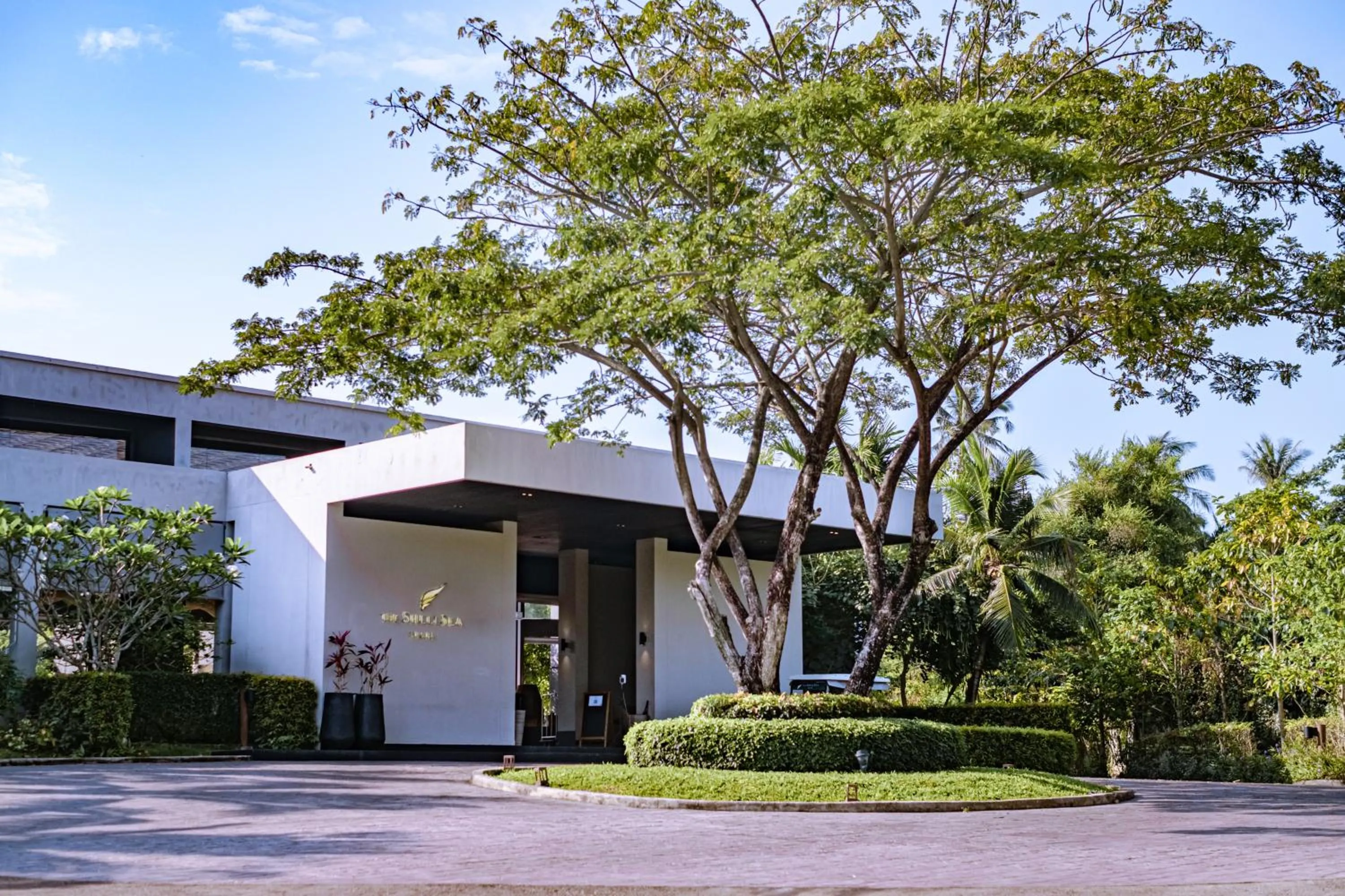 Property building in The ShellSea Krabi I Luxury Beach Front Resort & Pool Villa