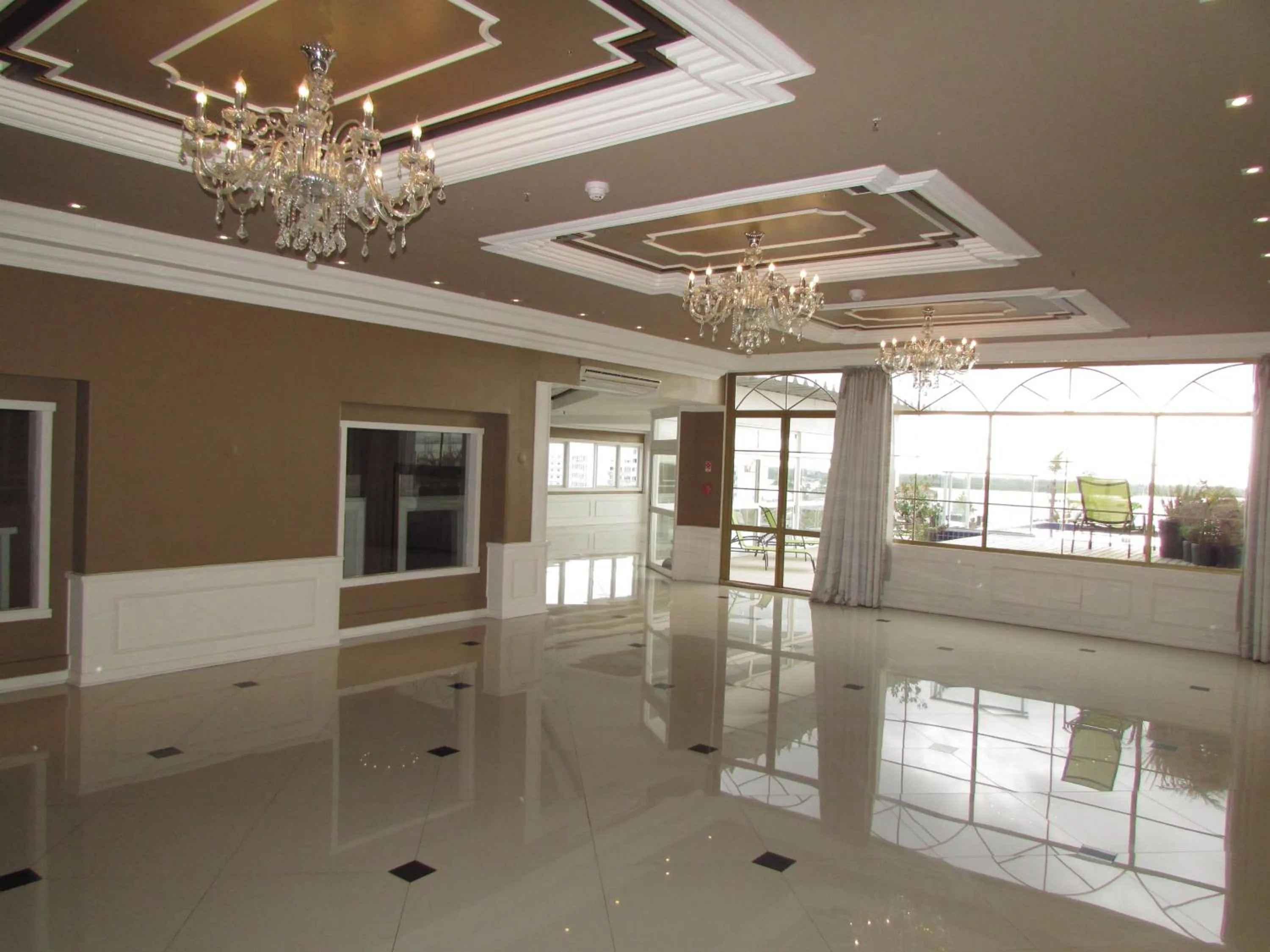 Business facilities in Continental Porto Alegre by Samba