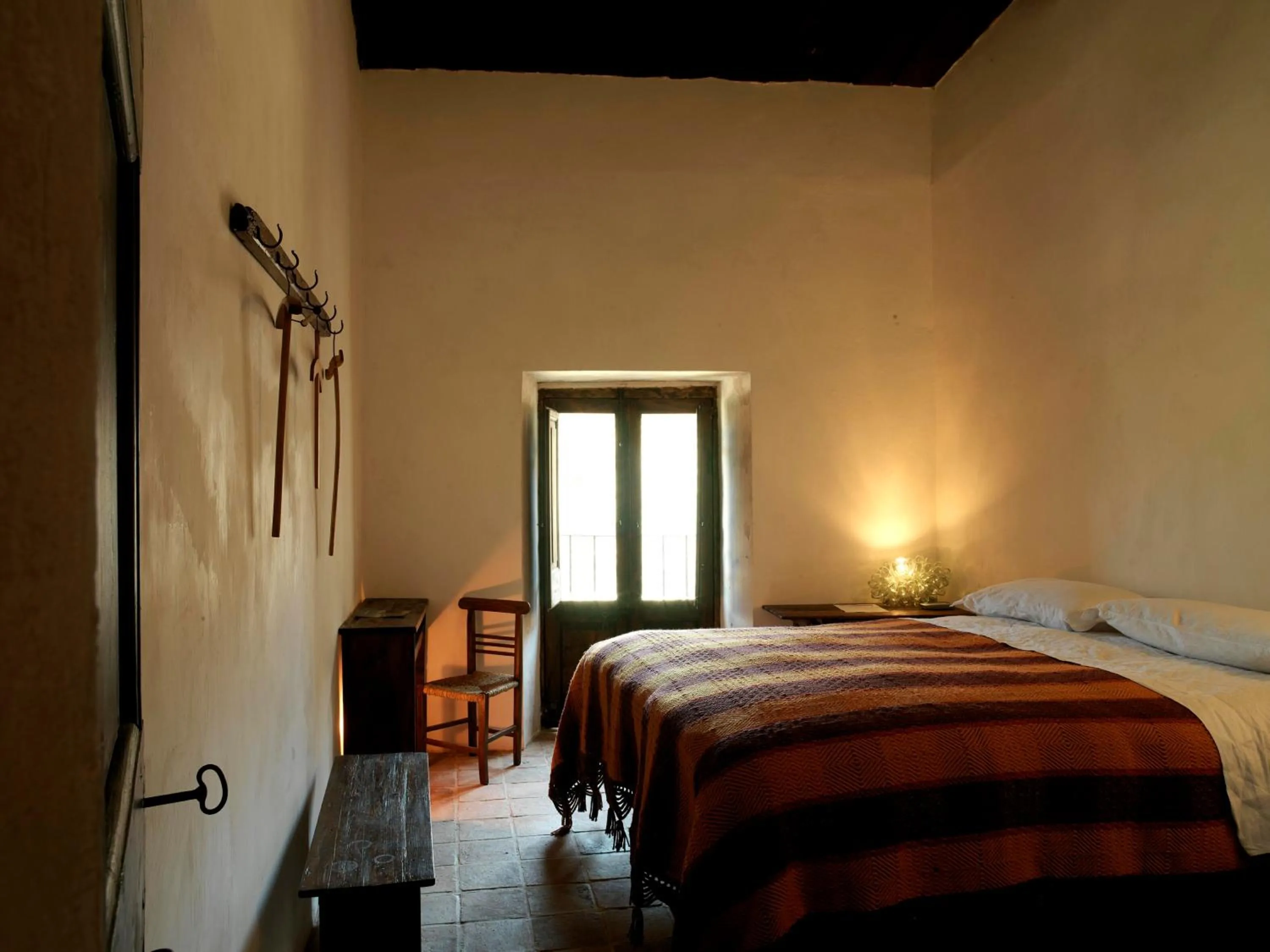 Bathroom, Bed in Sextantio Albergo Diffuso