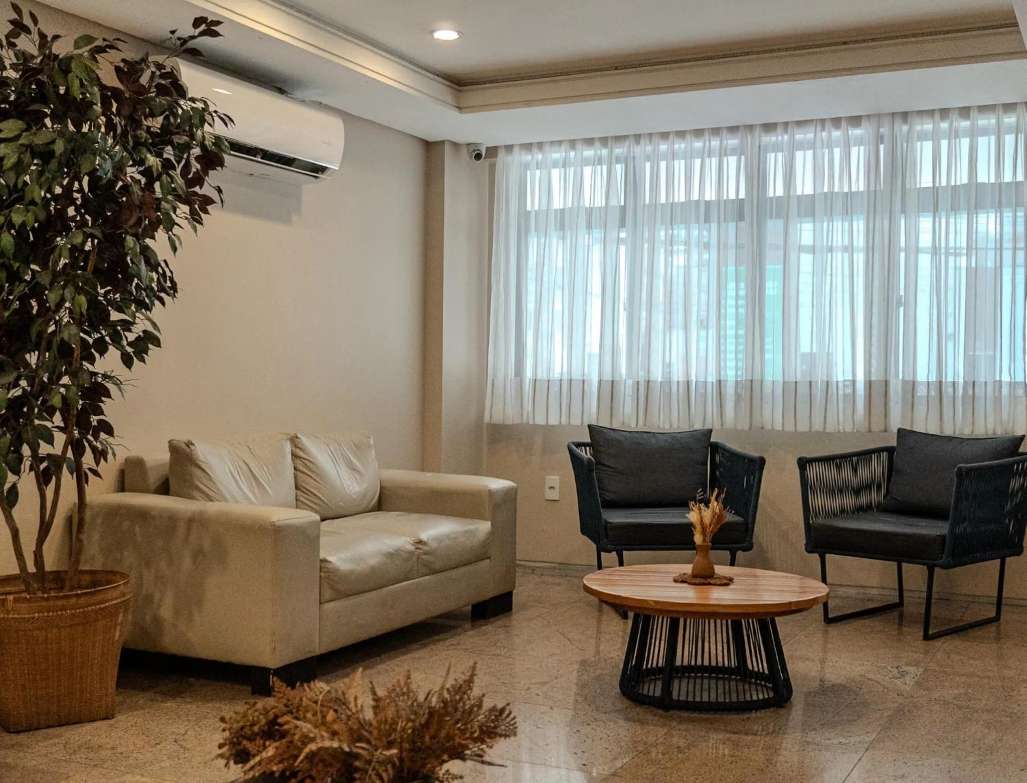 Lobby or reception in D8 Hotel