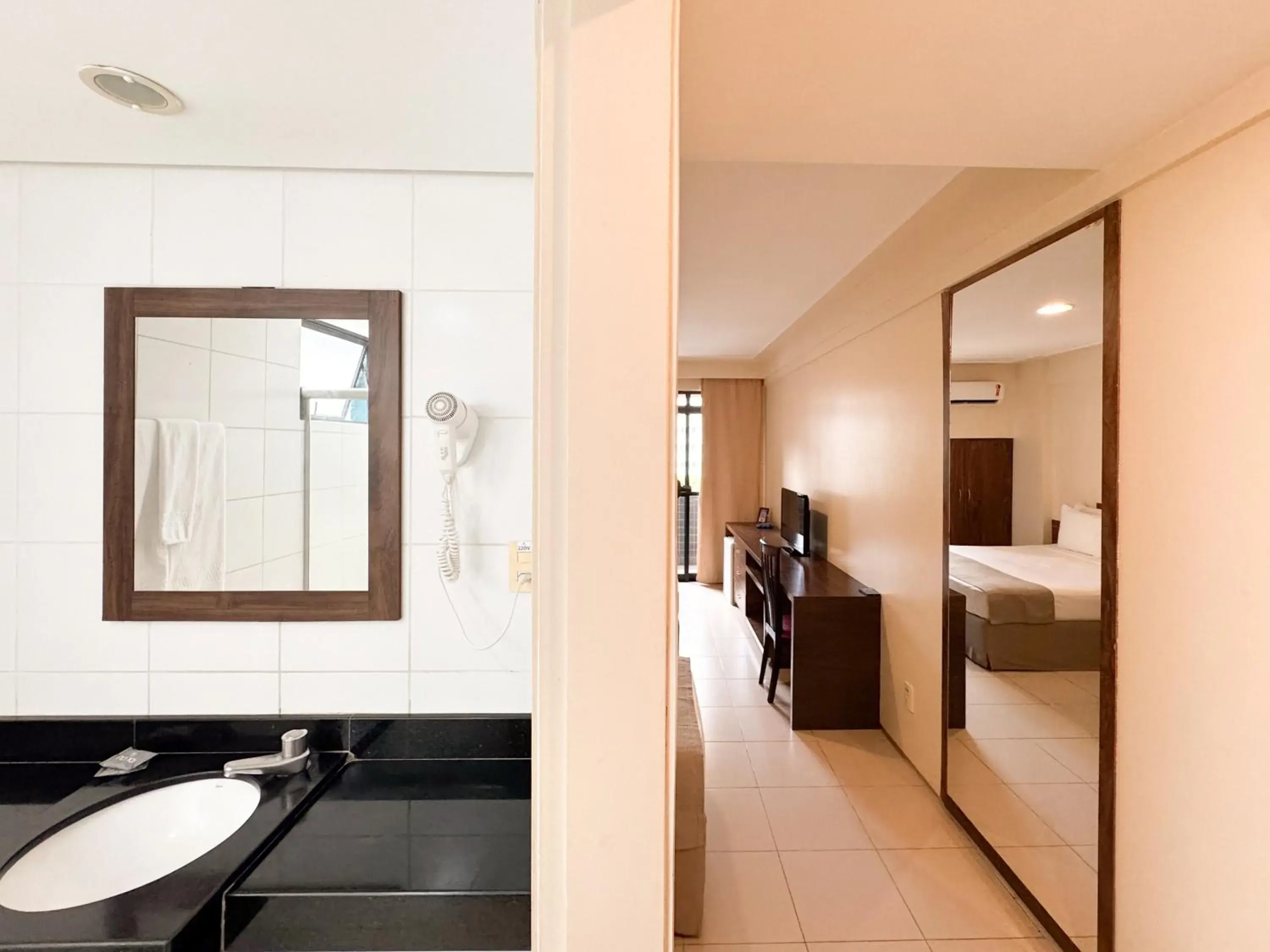 Standard Double or Twin Room in D8 Hotel Standard Double or Twin Room in D8 Hotel