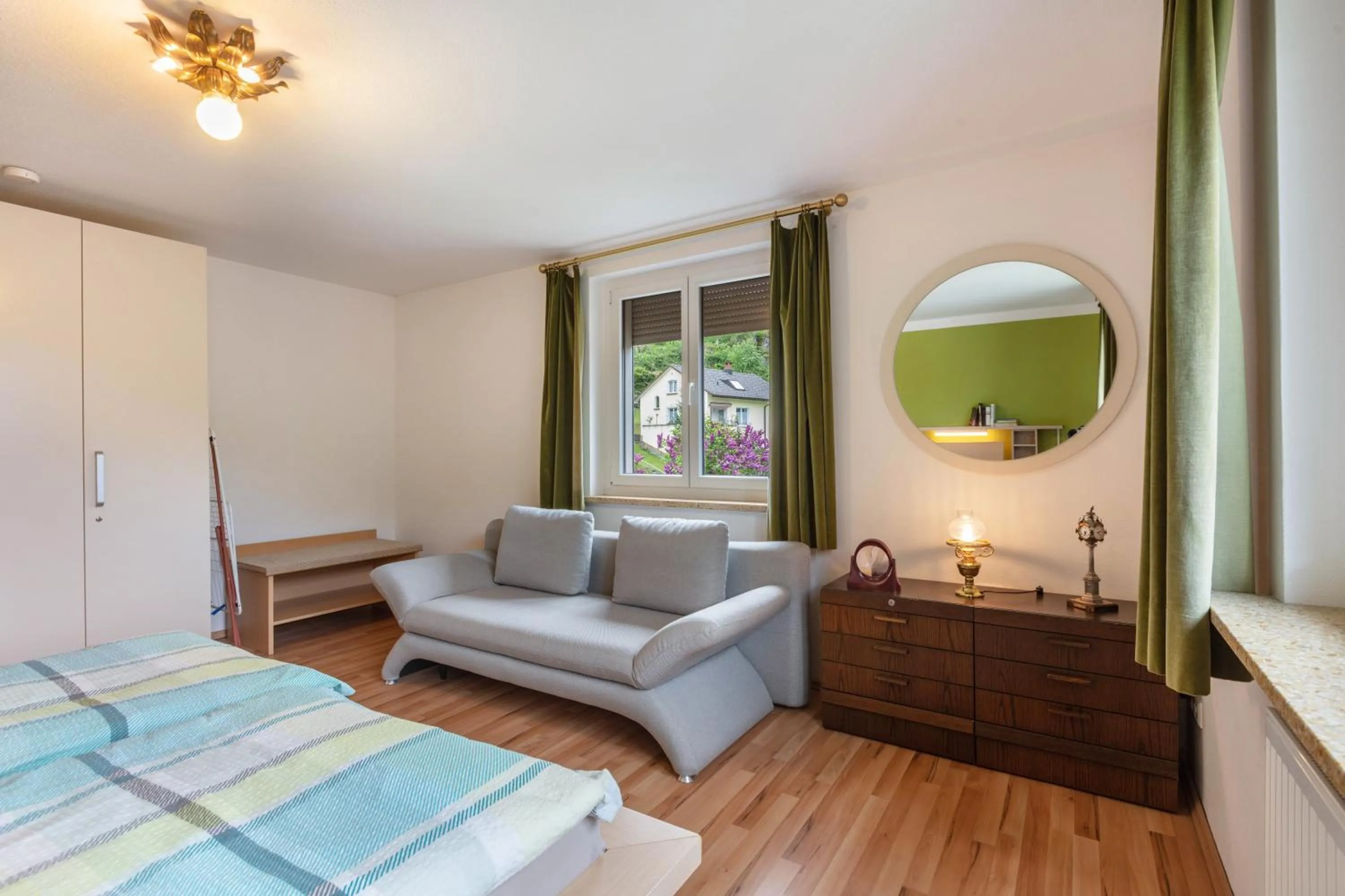 Property building, Bed in Haus Michler