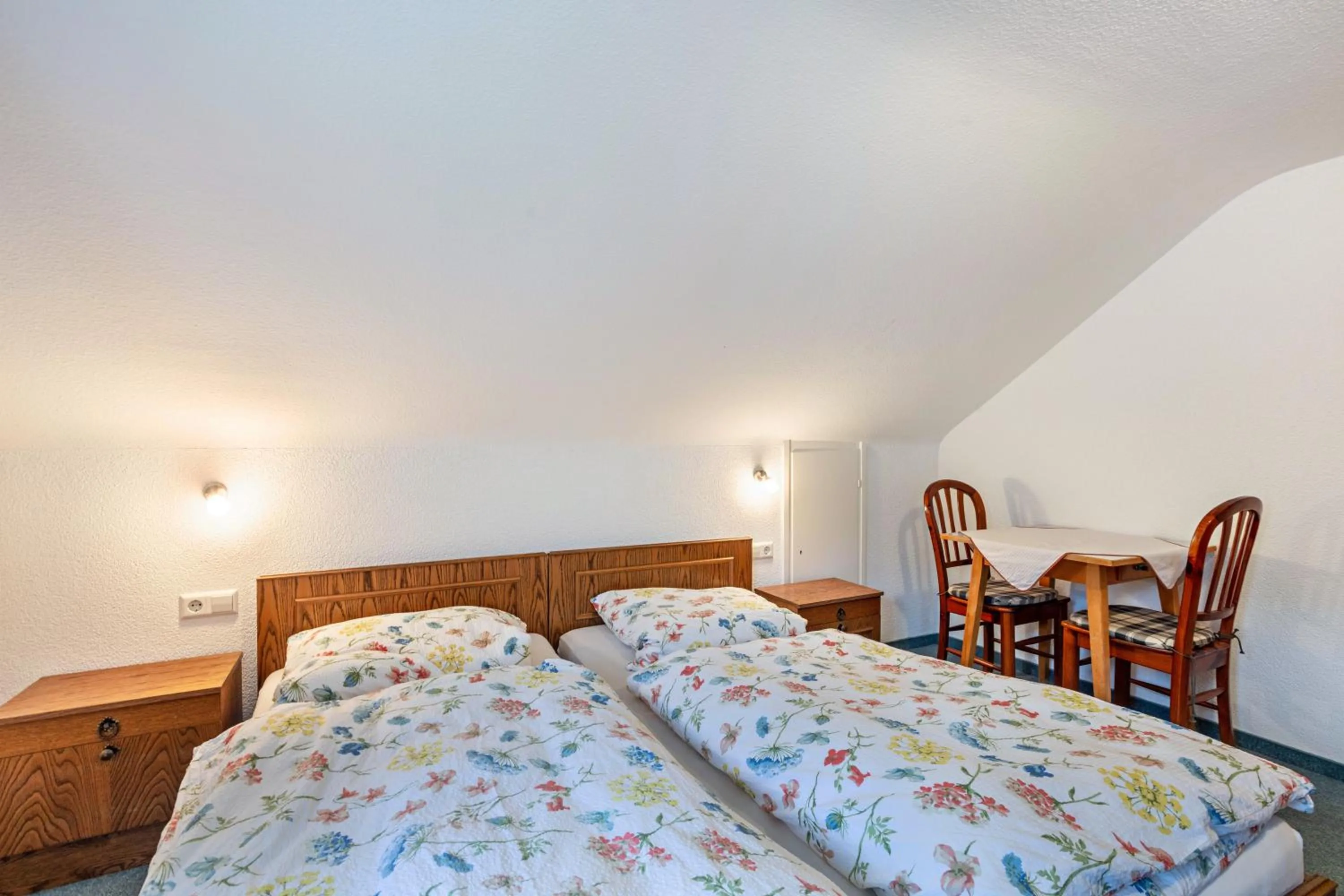Property building, Bed in Haus Michler