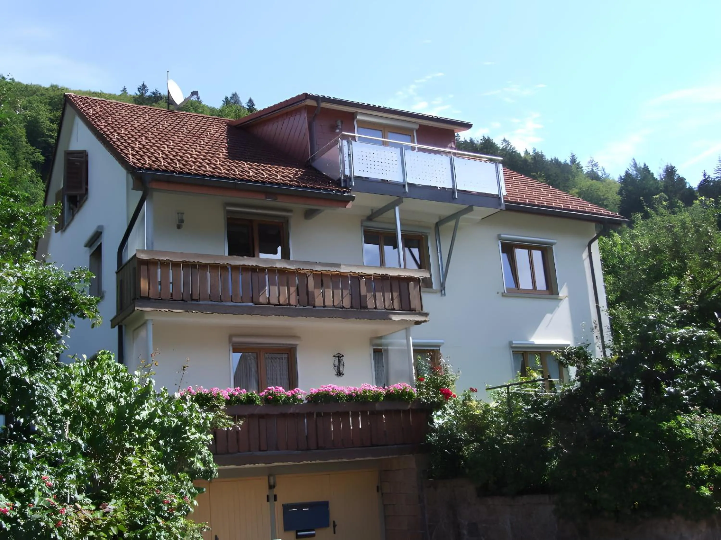 Property building in Haus Michler