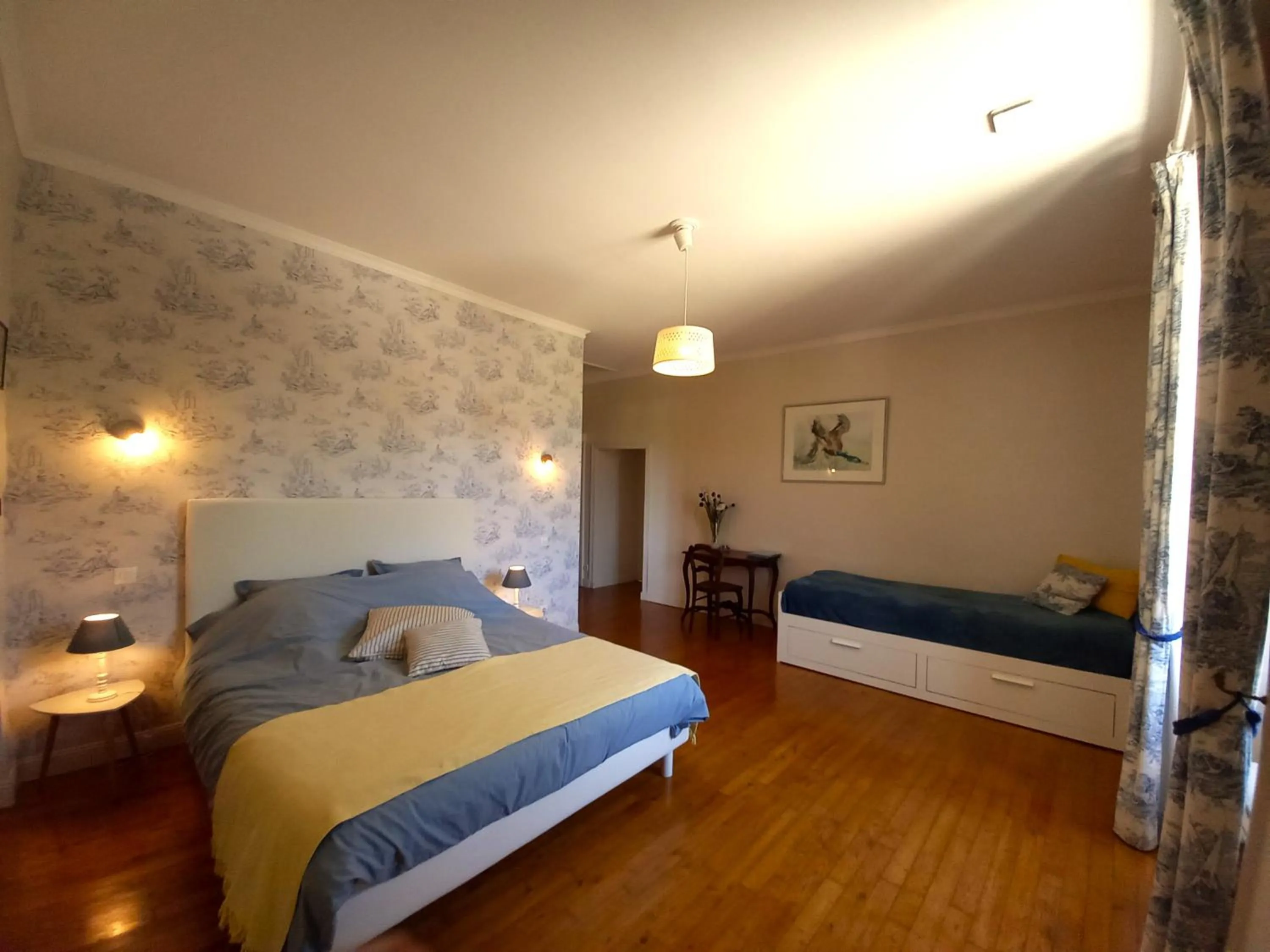 Bedroom, Bed in Au pays de Jacquou : Chambre d’hôtes et table d’hôtes