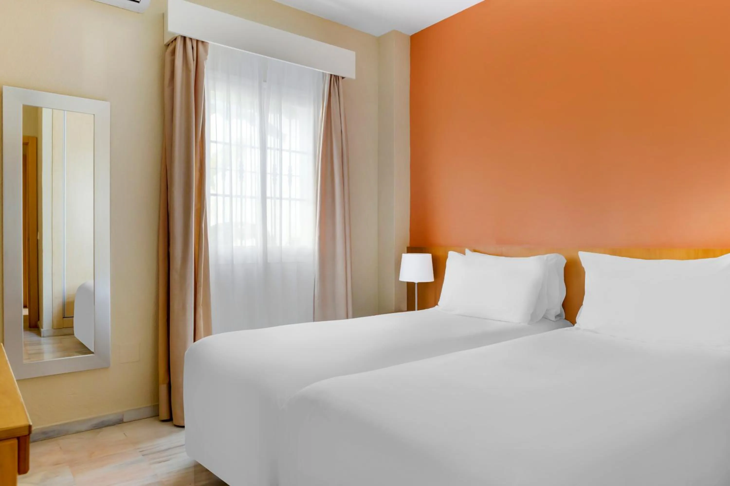 Bedroom, Bed in Royal Oasis Club at Pueblo Quinta