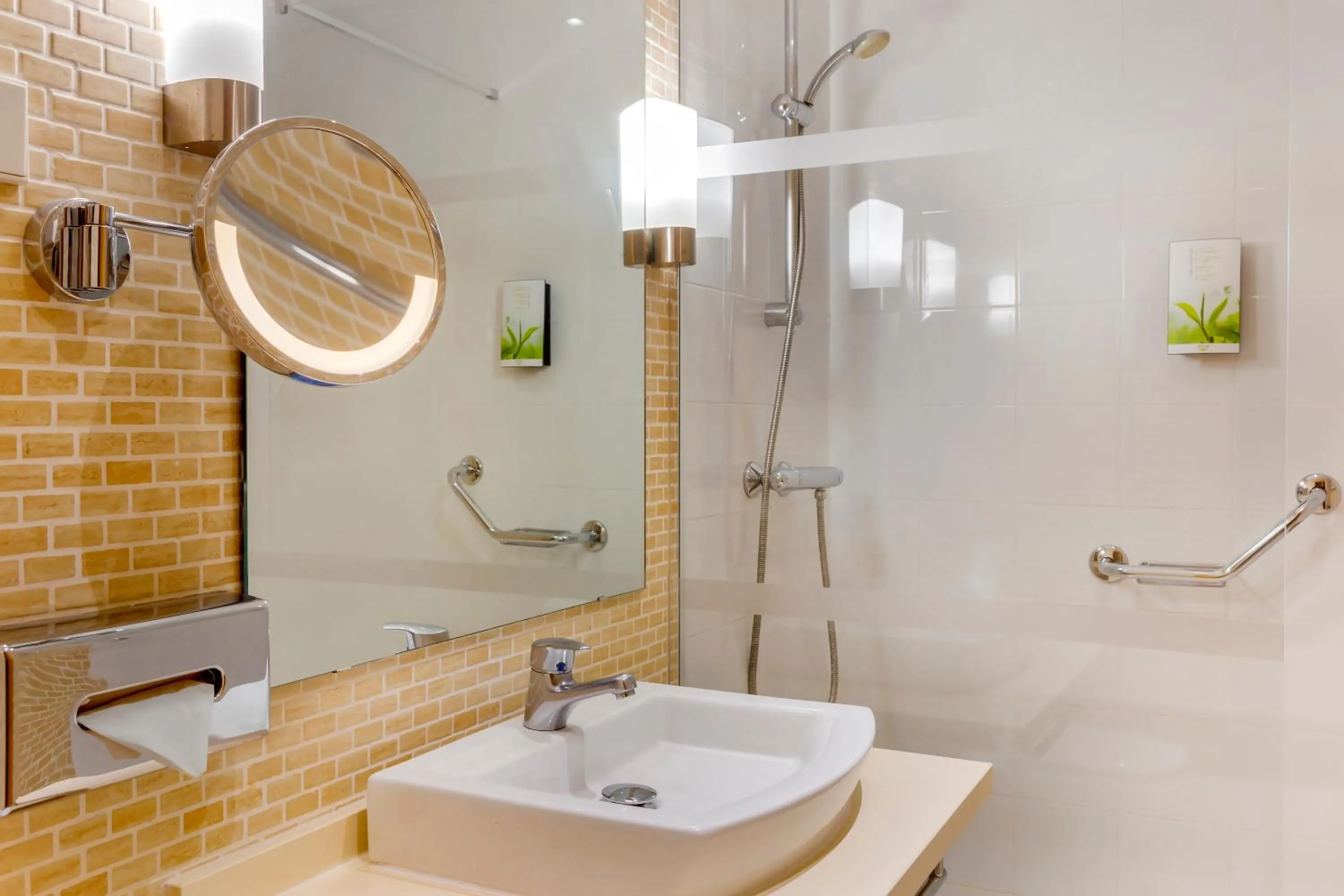 Bathroom in Royal Oasis Club at Pueblo Quinta