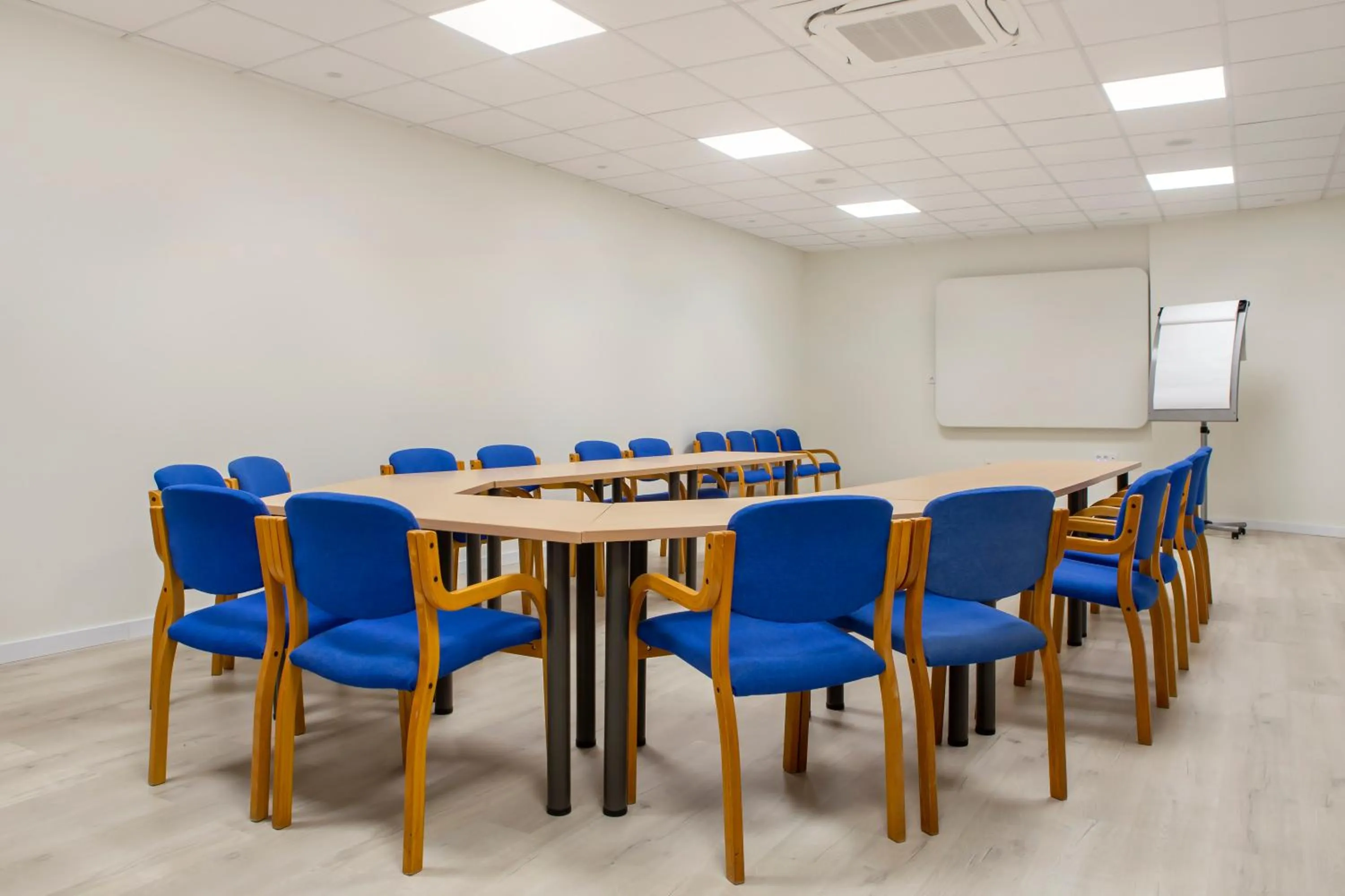 Meeting/conference room in Royal Oasis Club at Pueblo Quinta