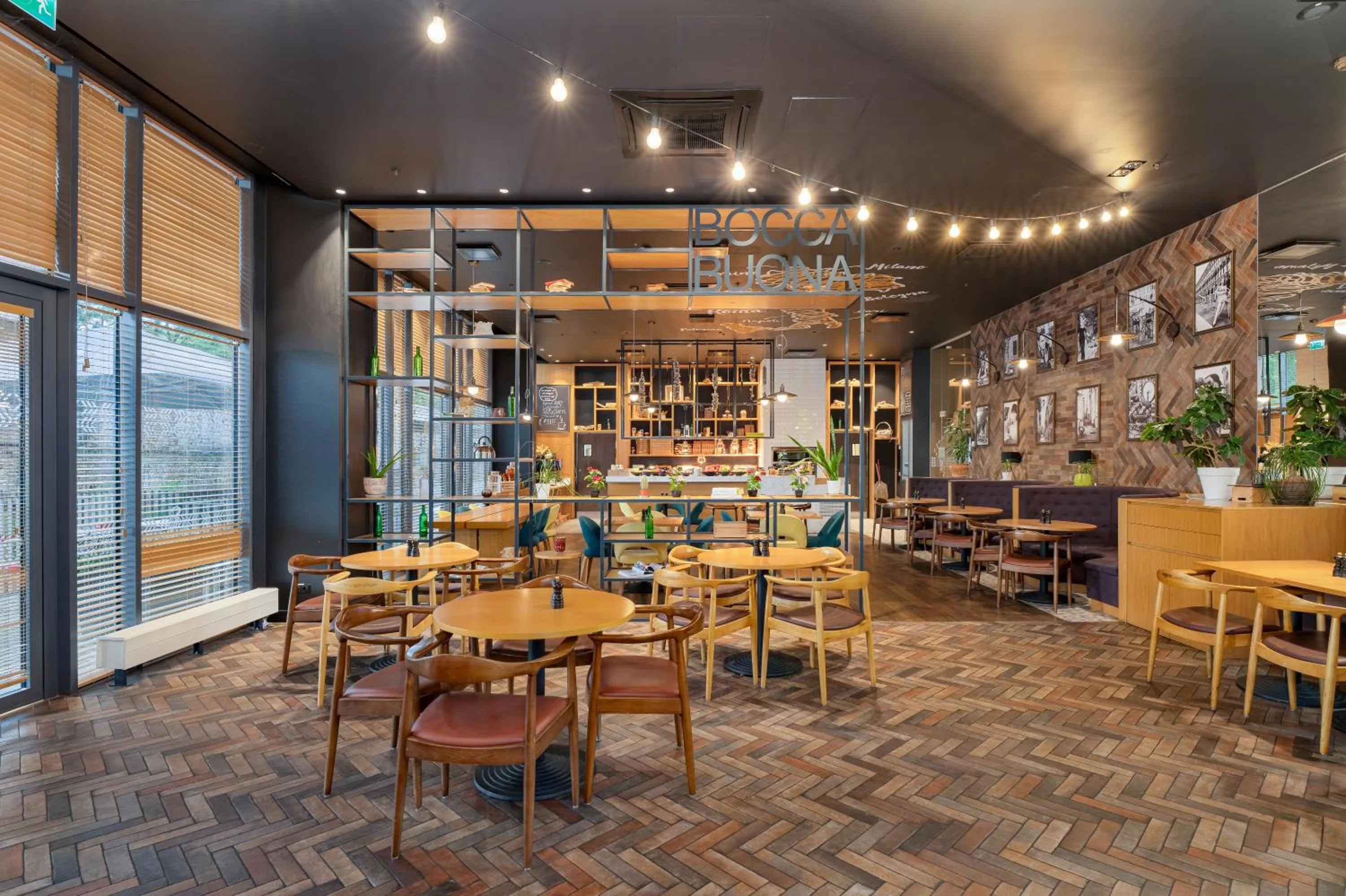 Restaurant/places to eat in Park Inn by Radisson Riga Valdemara