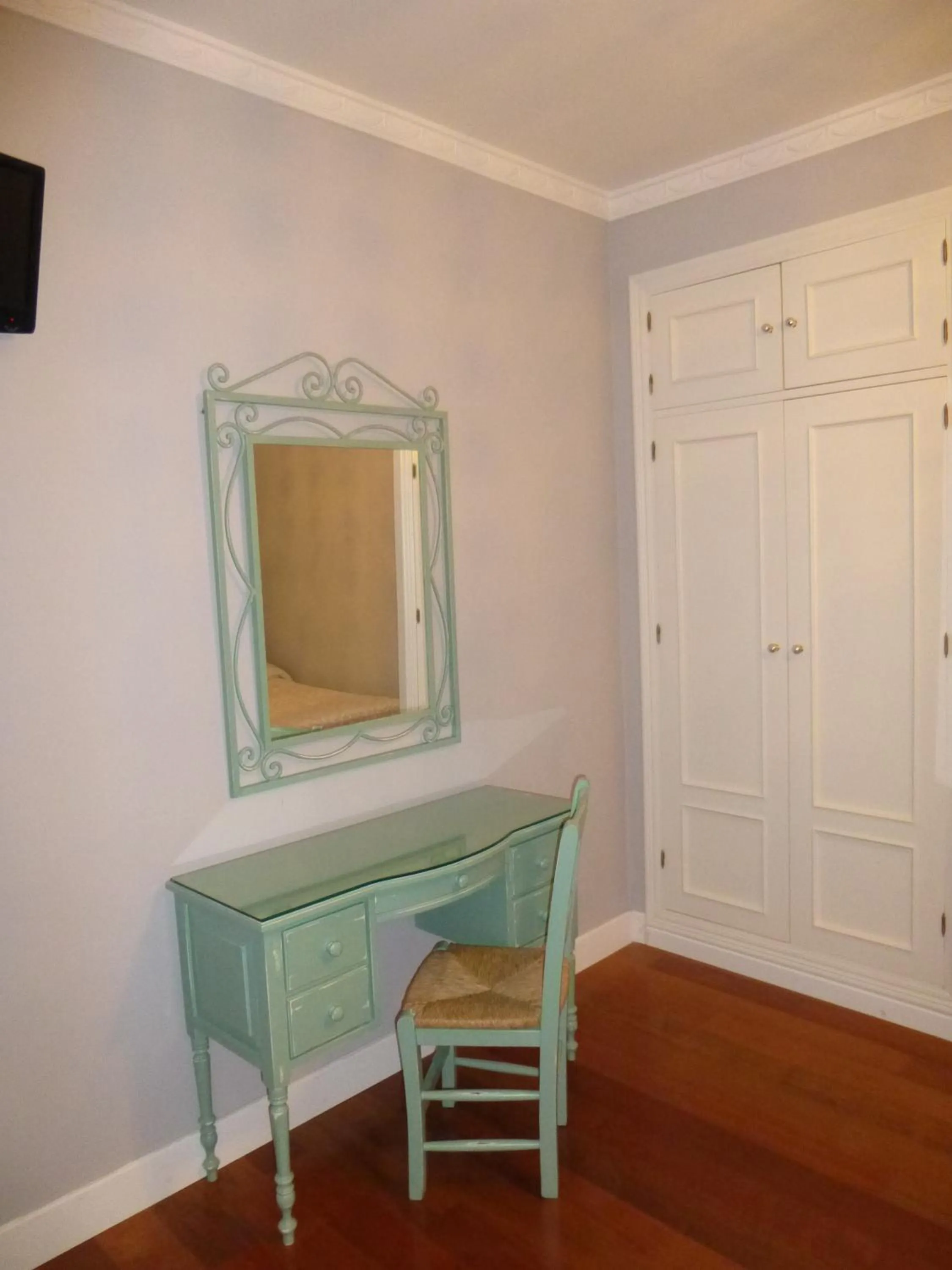 Seating area in Le Petit Paris